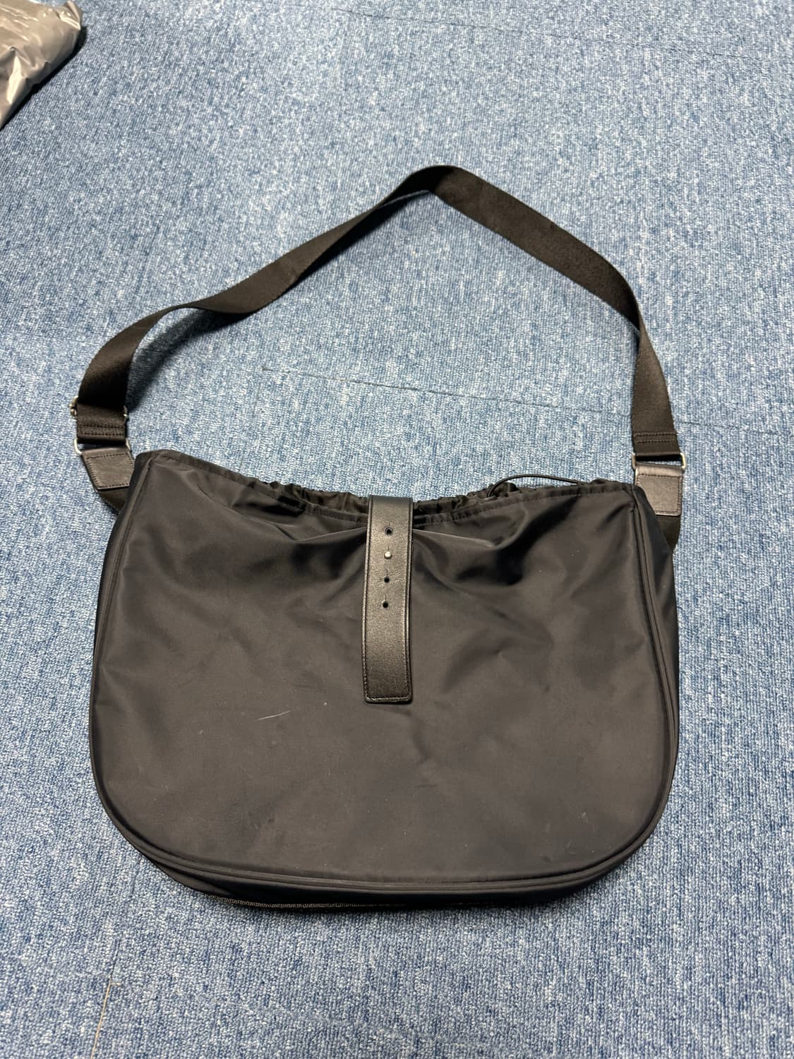 해칭룸 웨이비백 블랙 나일론 상품이미지1