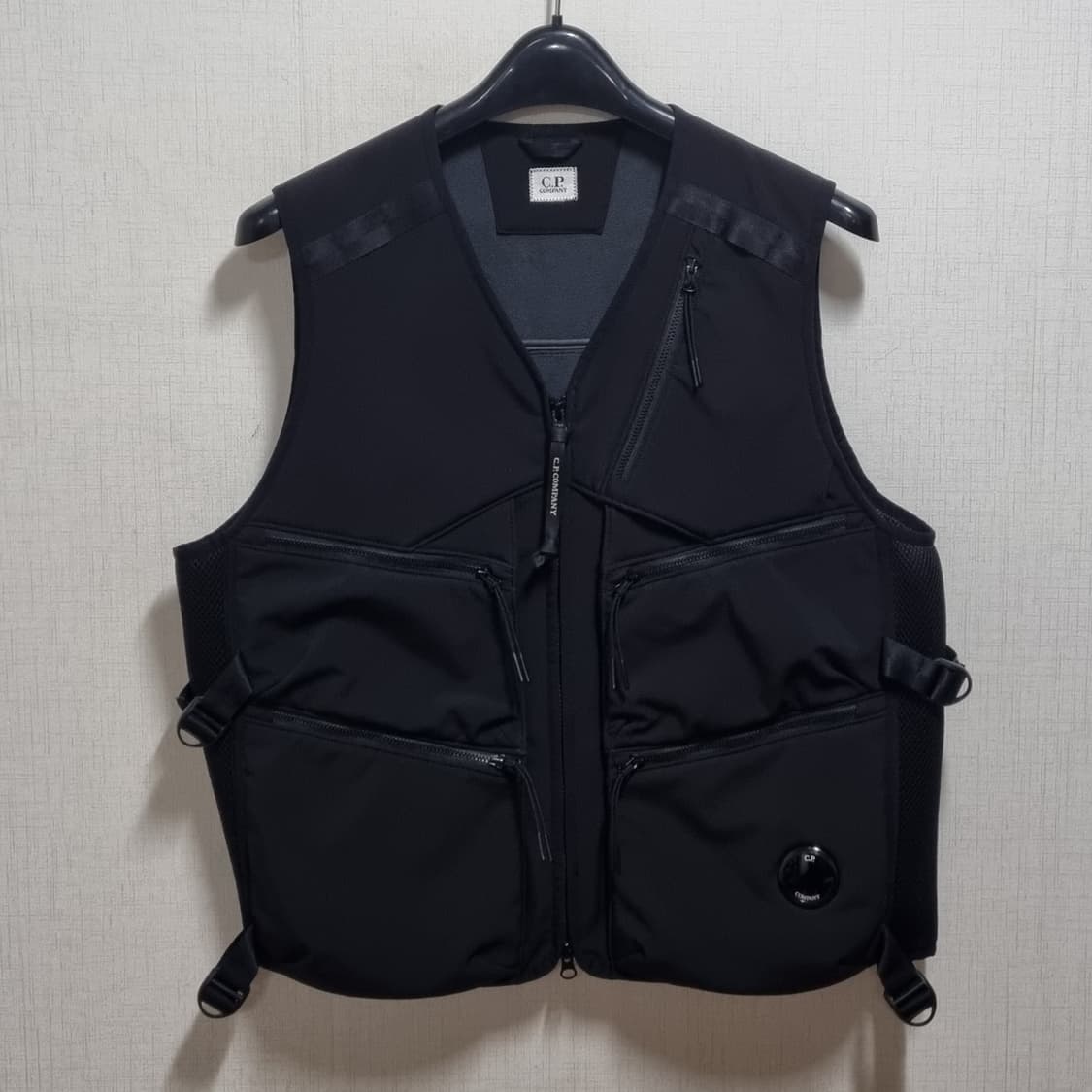 CP컴퍼니 블랙 택티컬 베스트 상품이미지1