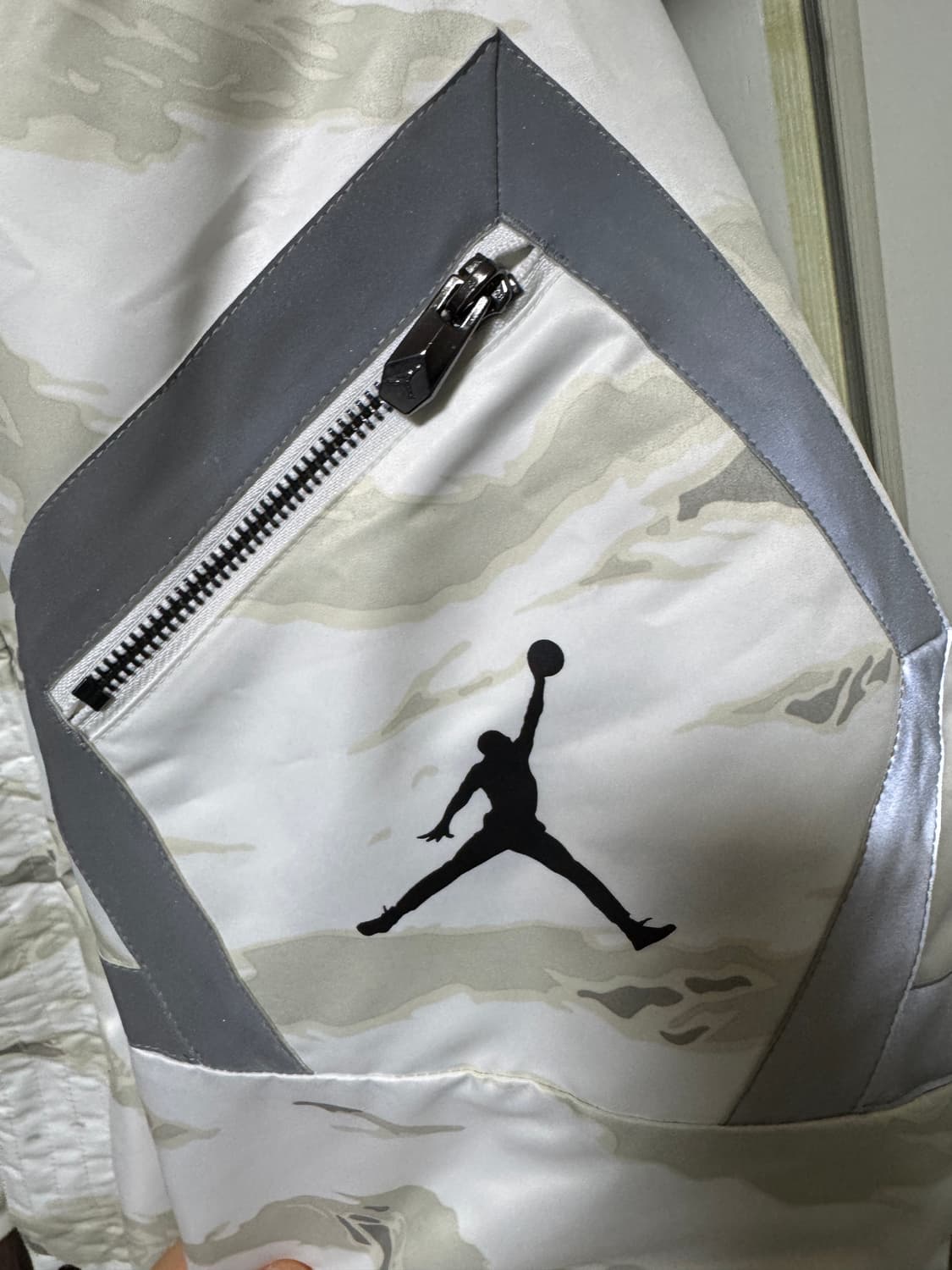 조던 카모 패딩 점퍼 L (100~105) 상품이미지9