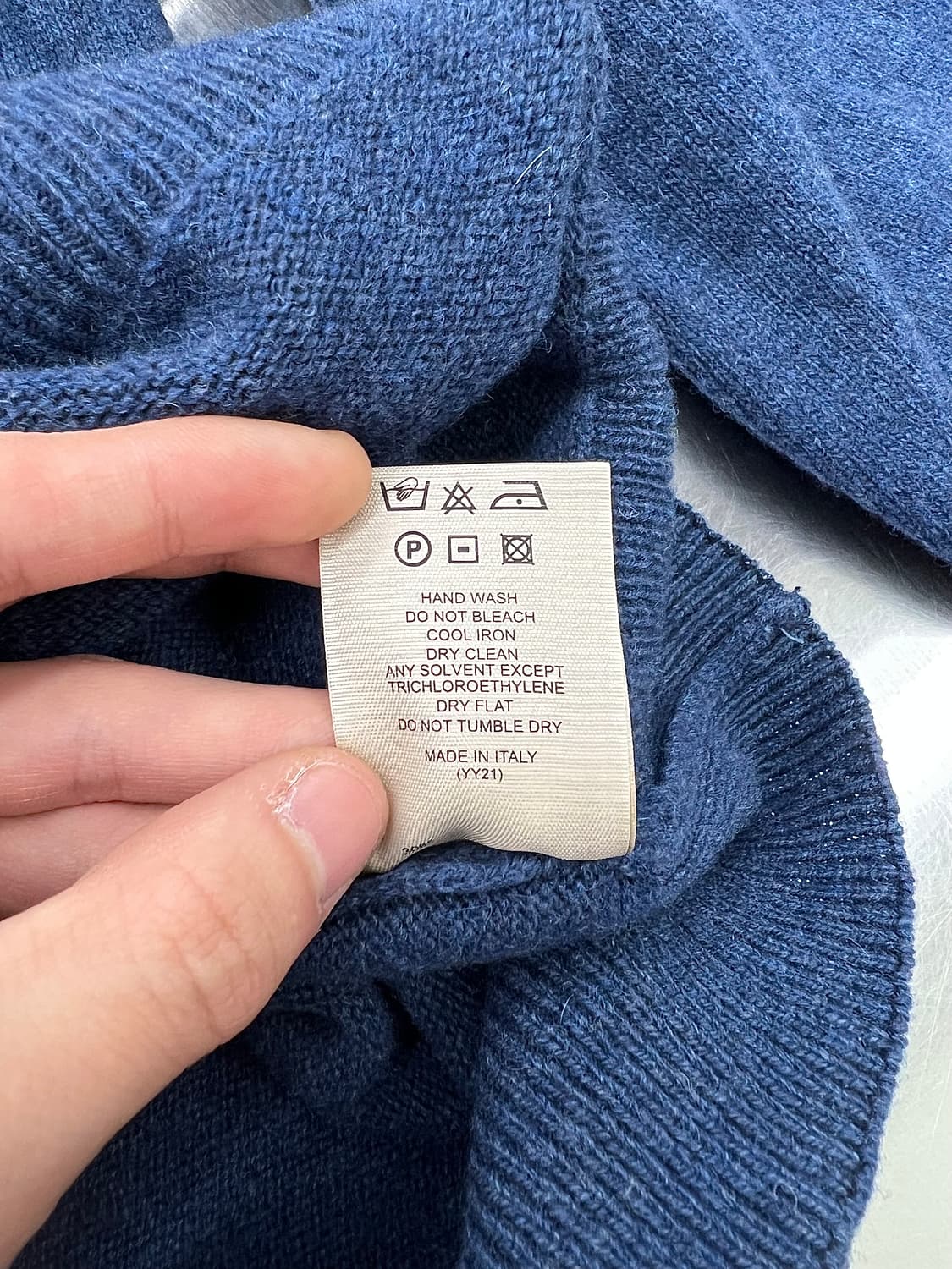 버버리 네이비 베이직 램스울 모크넥 니트 스웨터 상품이미지9