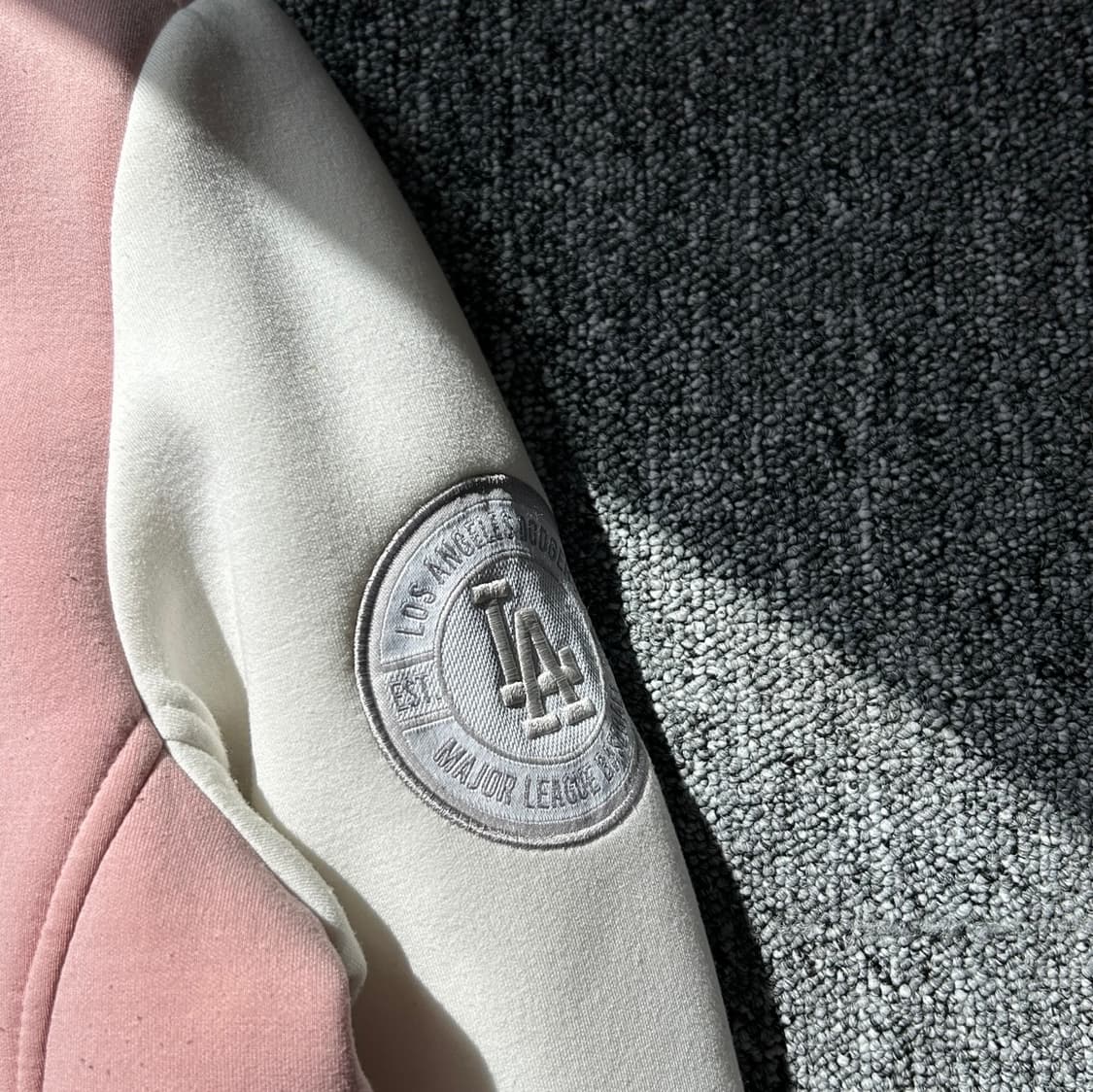 MLB LA 다저스 핑크 바시티 자켓  상품이미지3