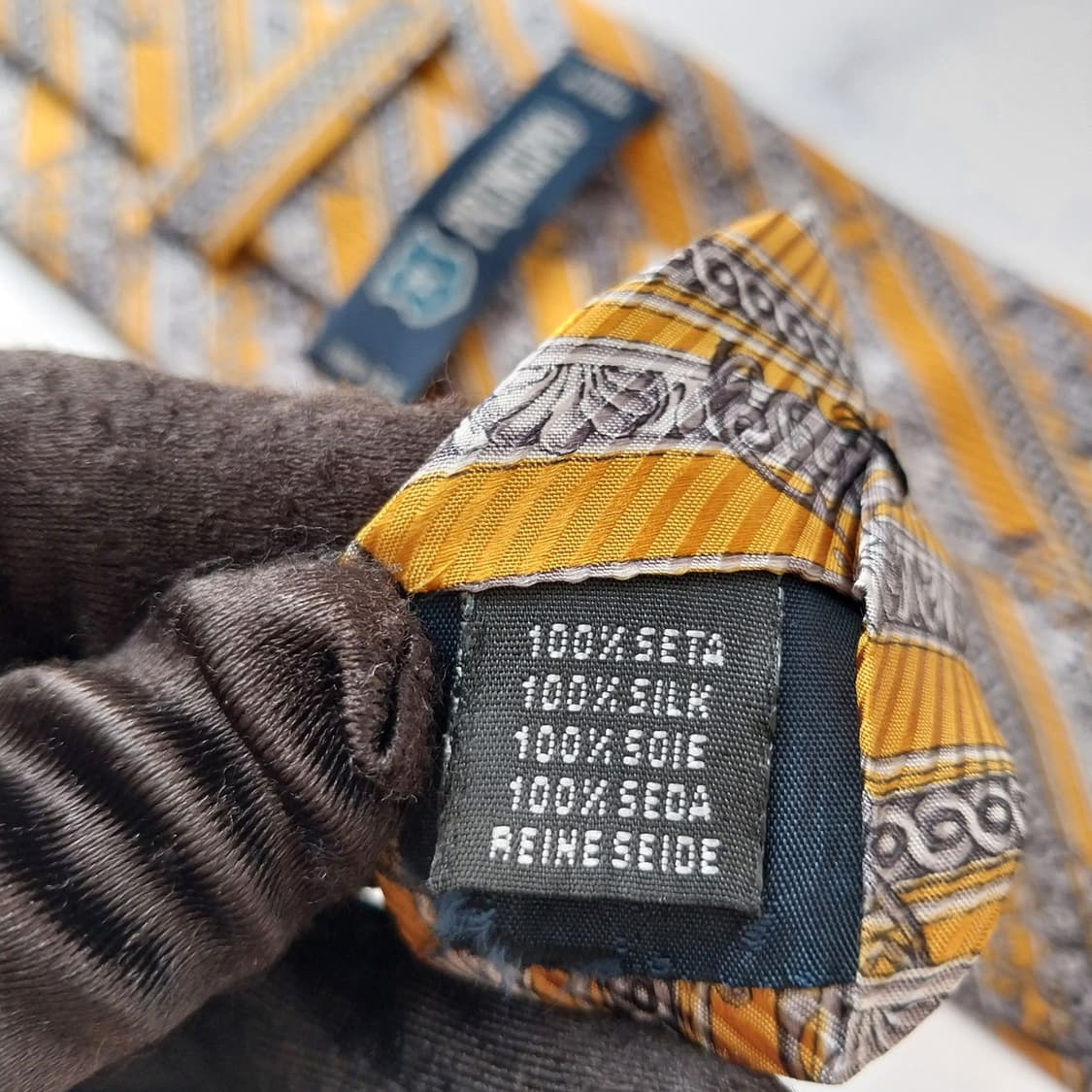 프린치피오 실크 옐로우 레지멘탈 넥타이 10.2cm A+등급 K1705
 상품이미지9