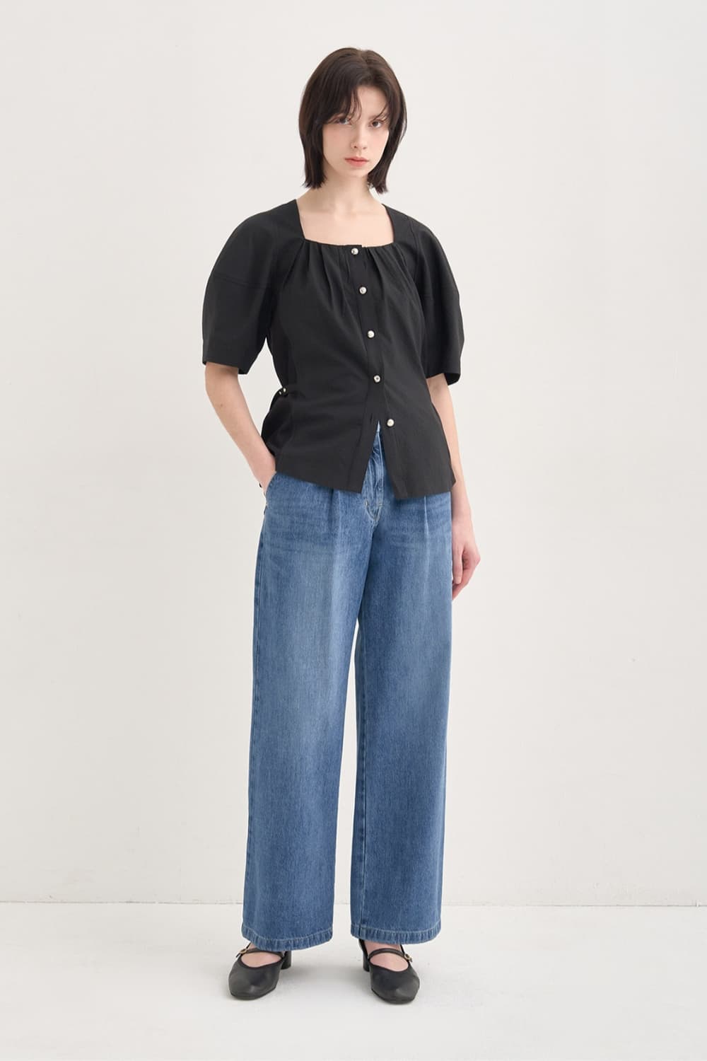 텍스처 블록 스퀘어넥 블라우스 / 82(55)사이즈 상품이미지1