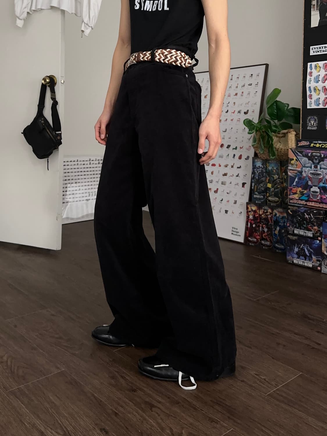 MNG 와이드 플레어 코듀로이 트라우저 상품이미지1