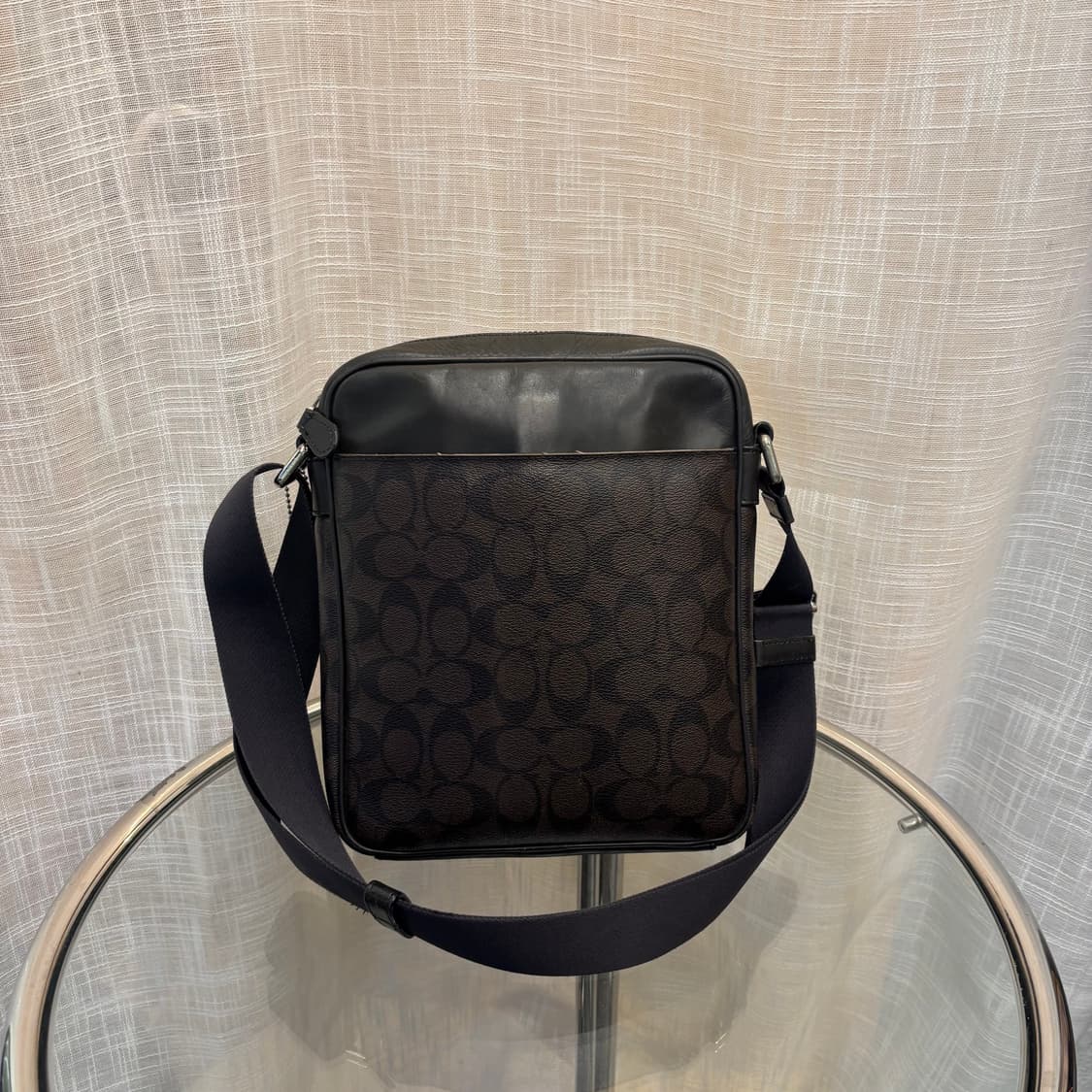 정품 코치 시그니처 남성 크로스백      상품이미지4