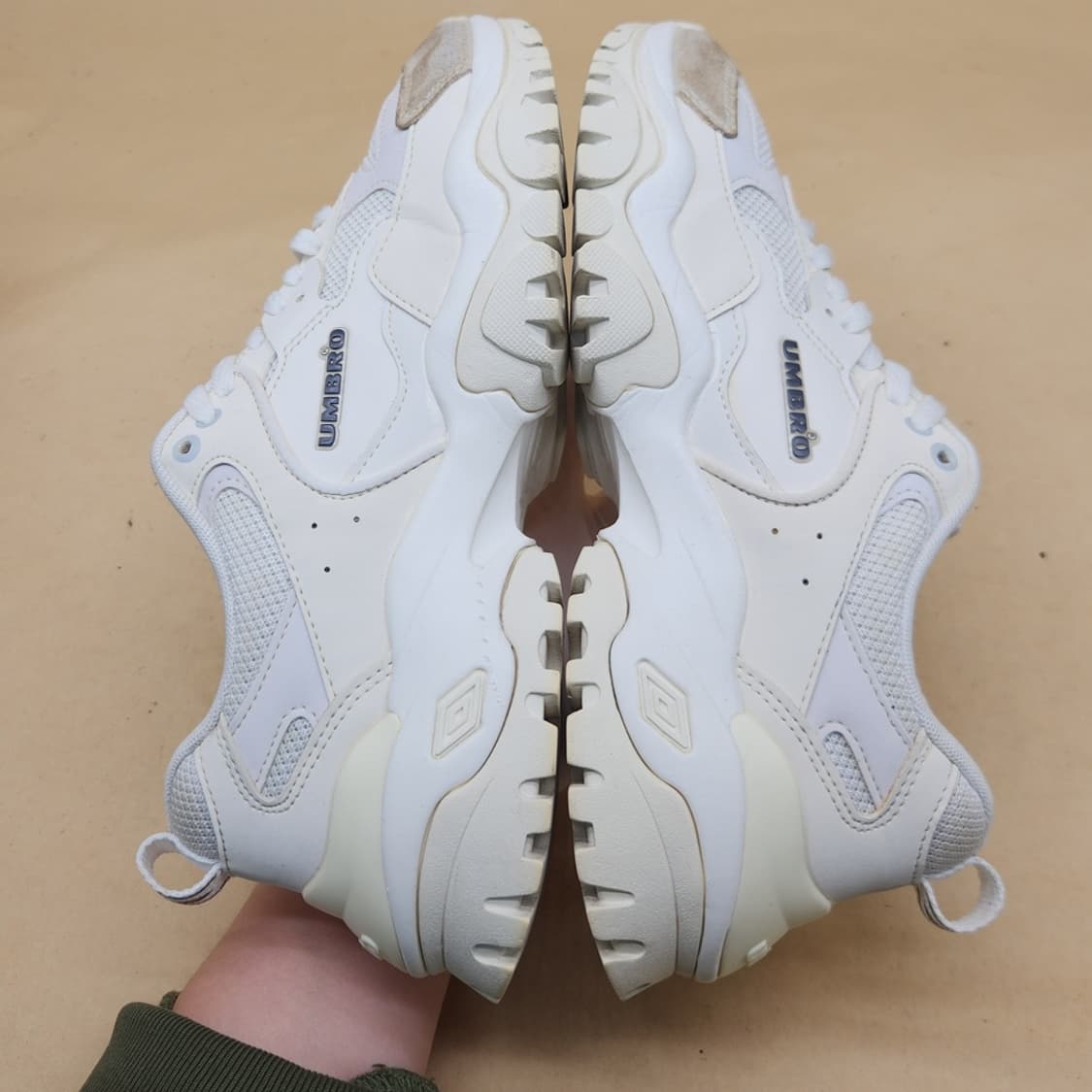 엄브로 범피 스니커즈 245 상품이미지5