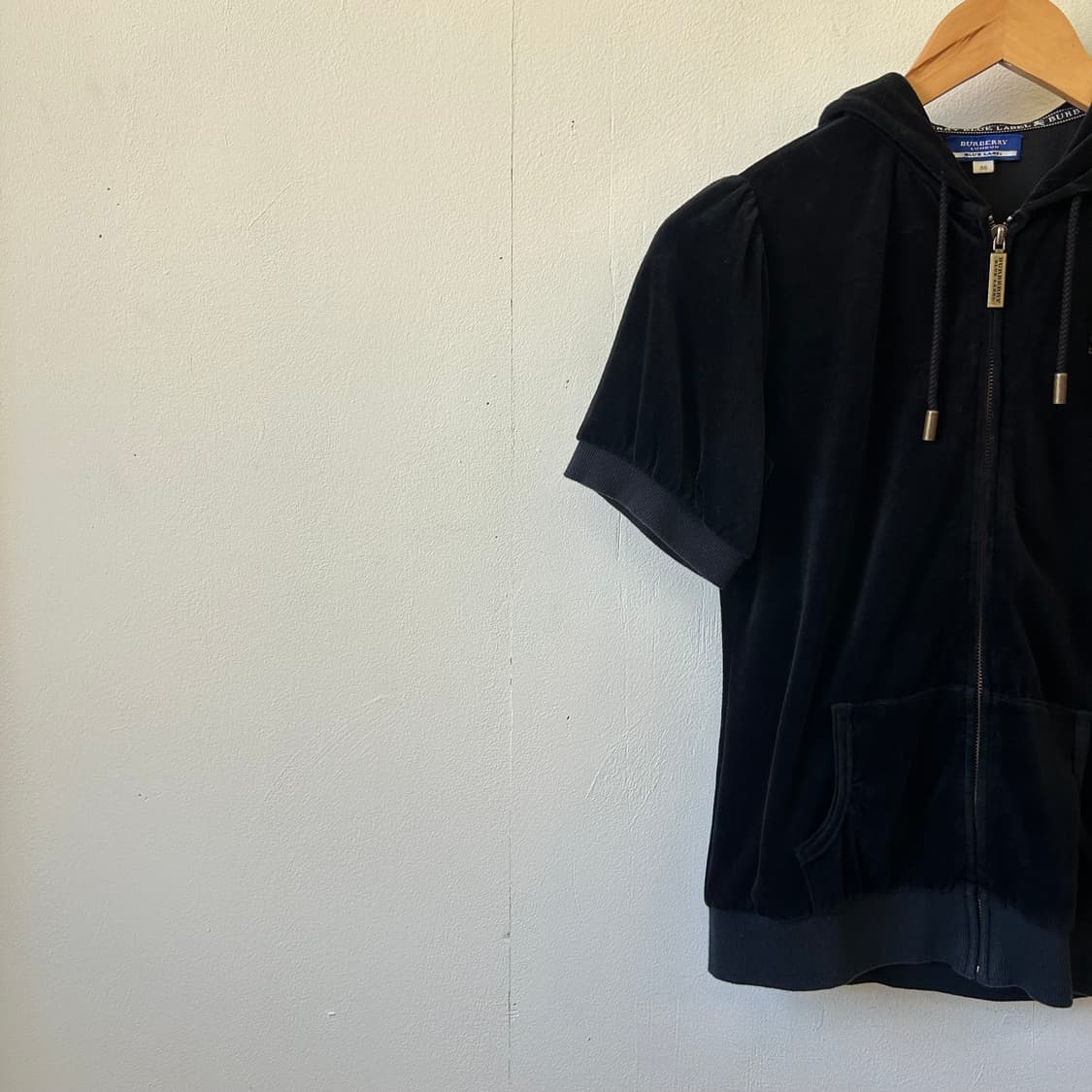 버버리 벨벳 트레이닝 집업 상품이미지6