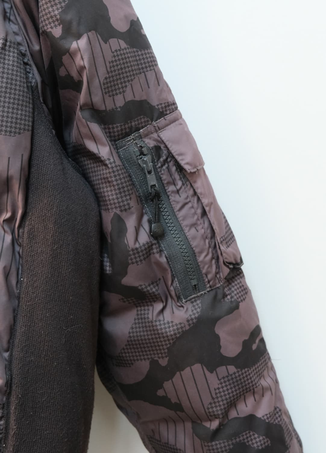 스투시 봄버 다운 점퍼 상품이미지8