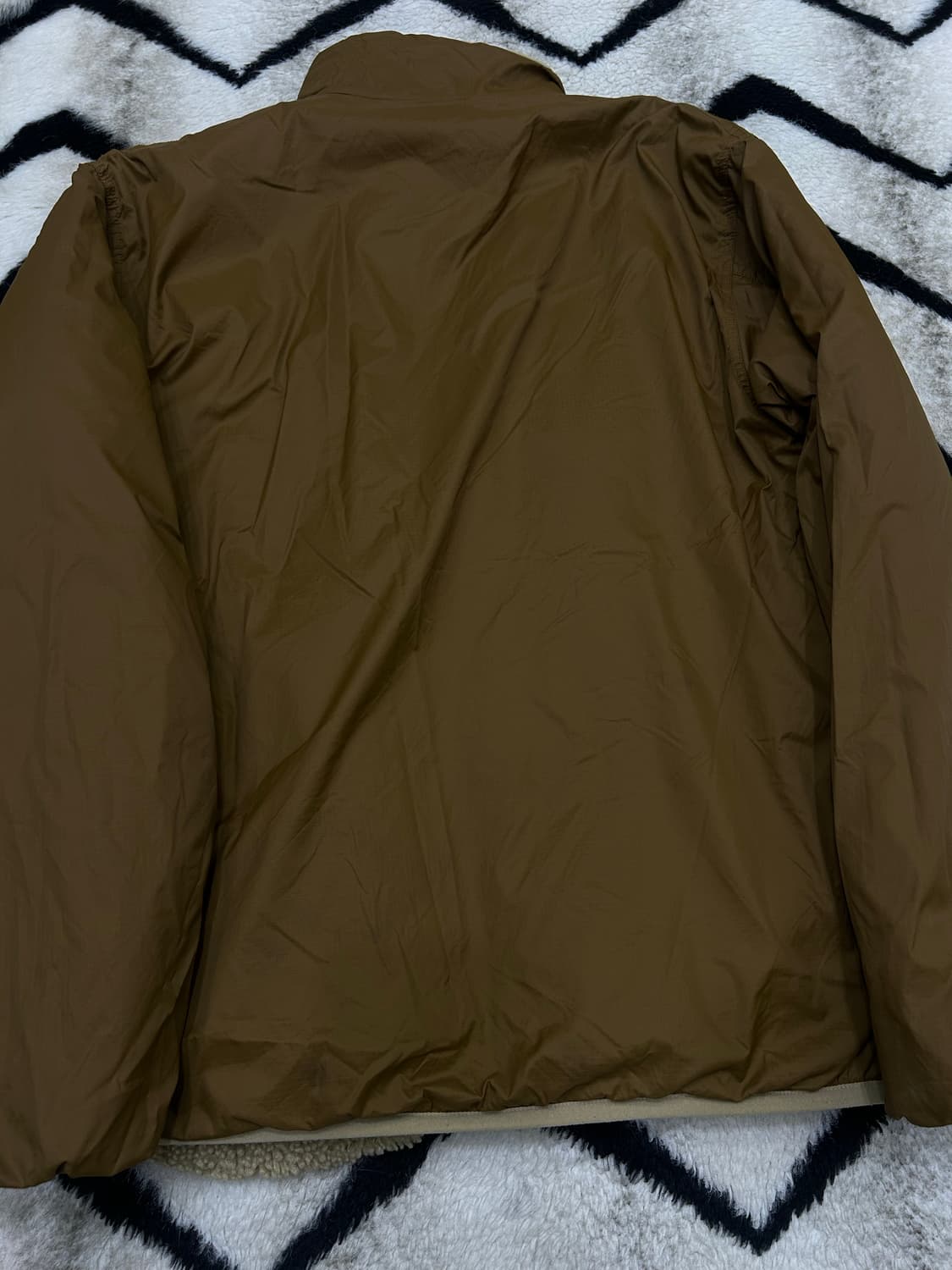 [M]유니클로 양면 쉐르파 패딩자켓/브라운베이지 상품이미지3