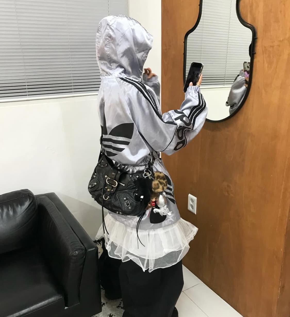 아디다스 90s 실버 올드스쿨 데상트 자켓 상품이미지3