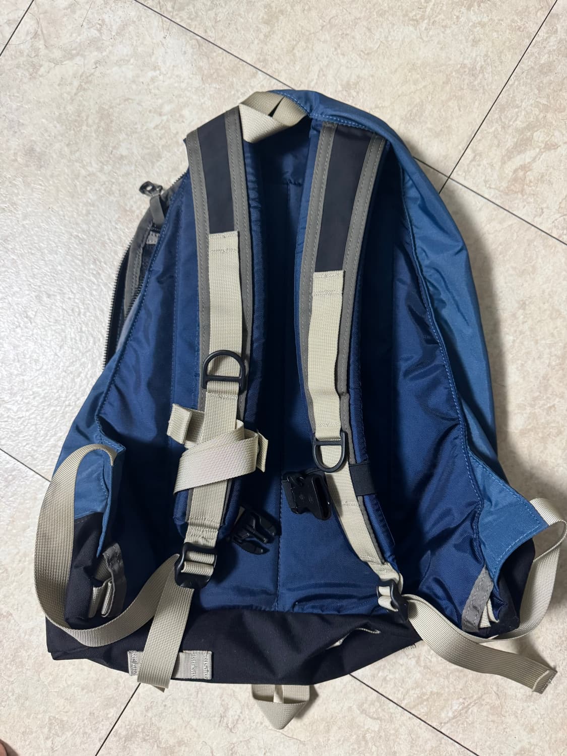 그레고리 x 디스이즈네버댓 데이팩 네이비 상품이미지2