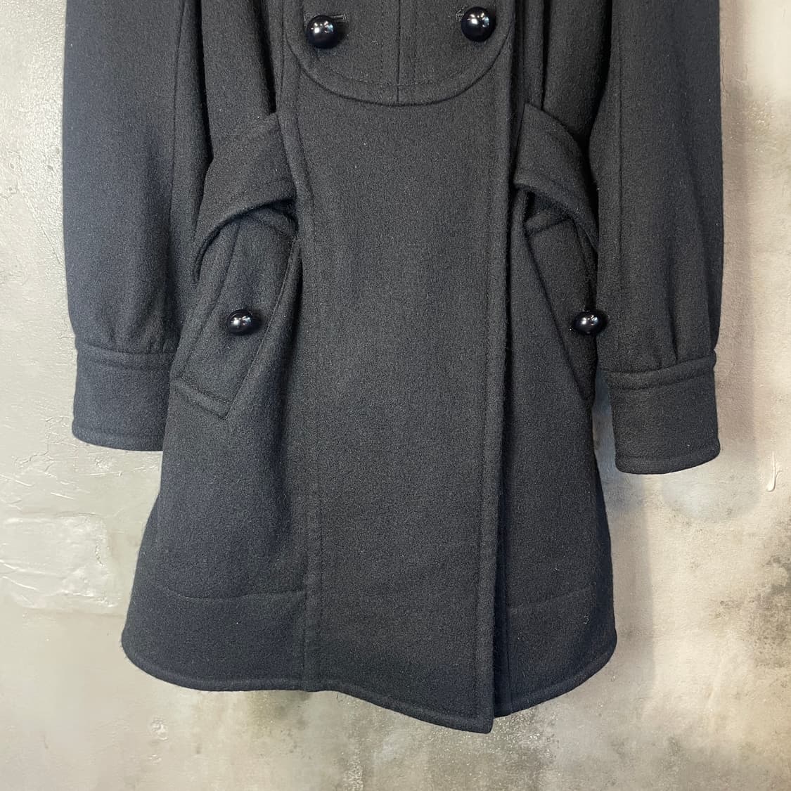 마크 제이콥스 빅 버튼 코트  상품이미지4