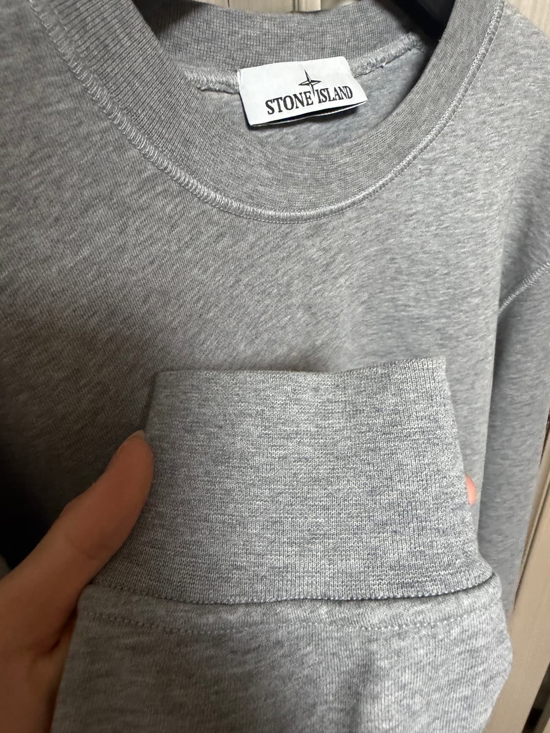 스톤아일랜드 그레이 맨투맨 신형 NFC  상품이미지5