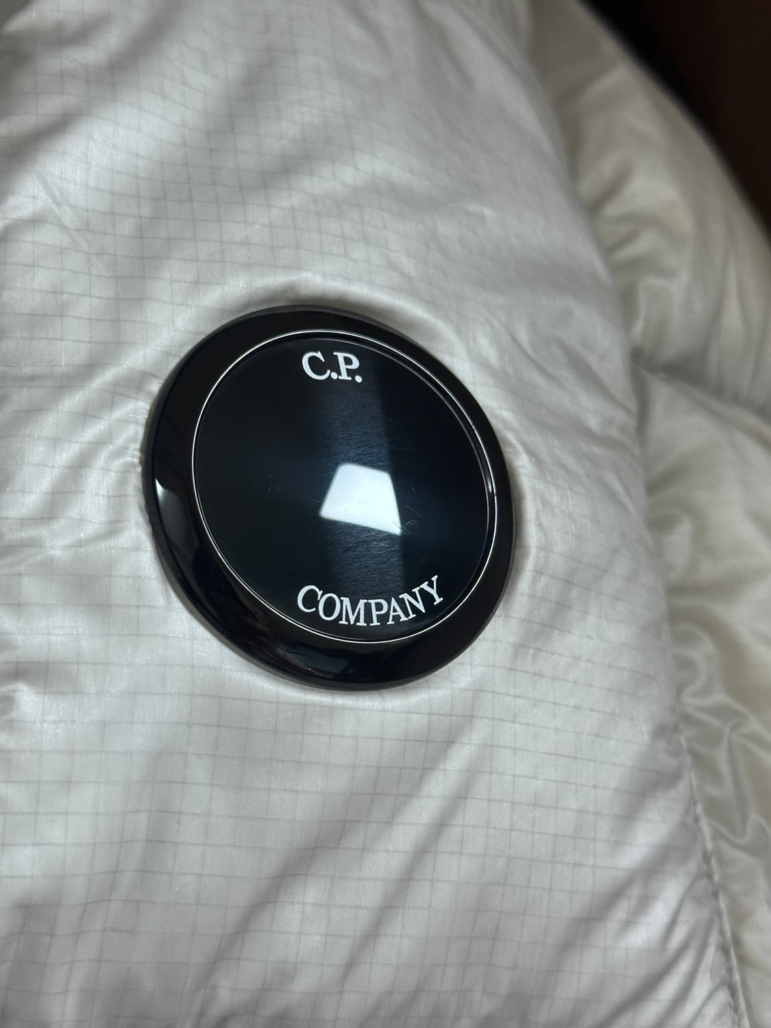 C.P. 컴퍼니 한국 한정 D.D.쉘 후드 다운 자켓 루나 락 상품이미지4