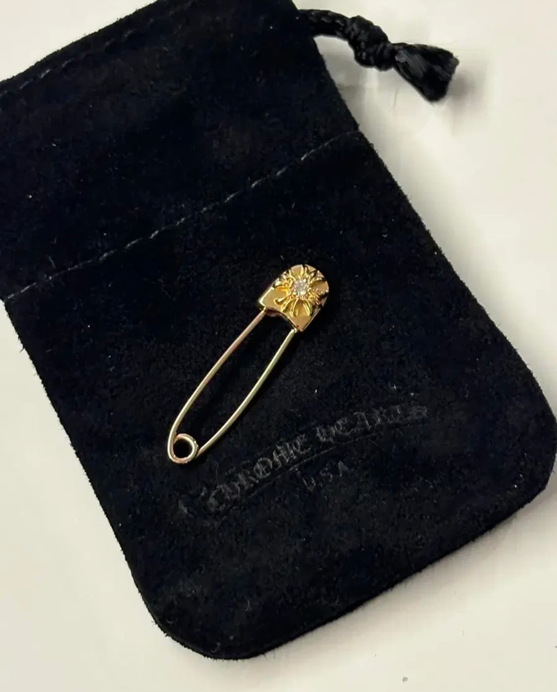 크롬하츠 세이프티핀 22K 다이아 이어링 상품이미지1