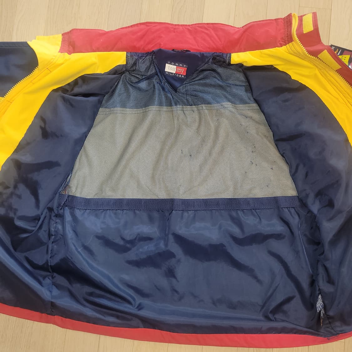 타미힐피거 올드스쿨 90's 세일링기어 바람막이 상품이미지5