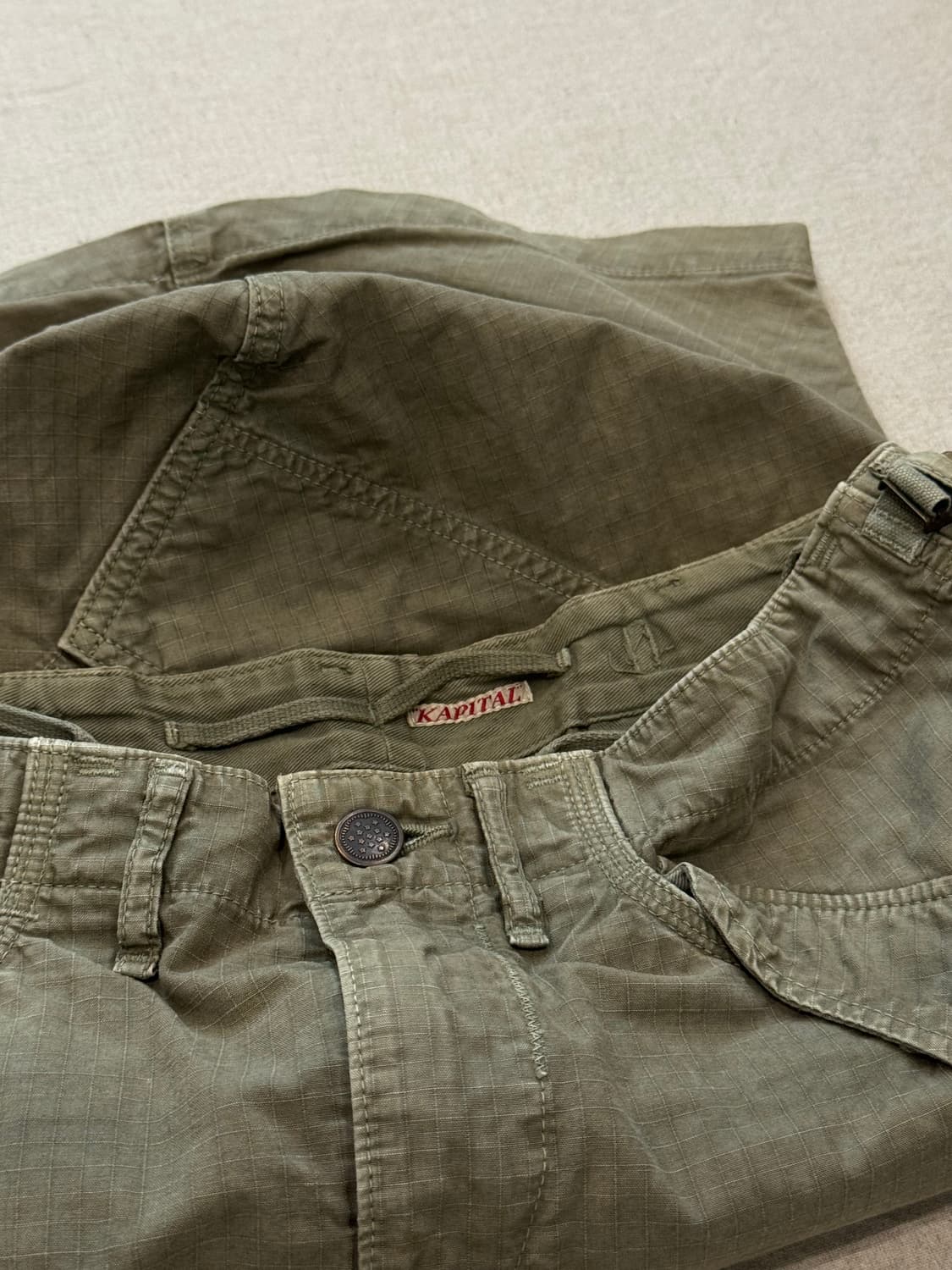 캐피탈 슈링크 카키 미디 스커트 상품이미지5