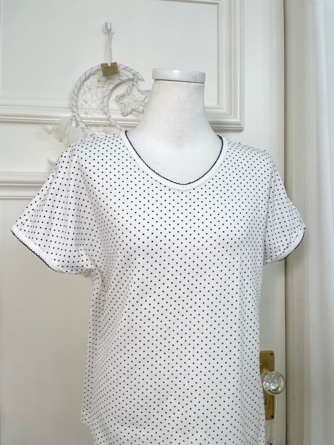 white navy dot basic cotton top 상품이미지5
