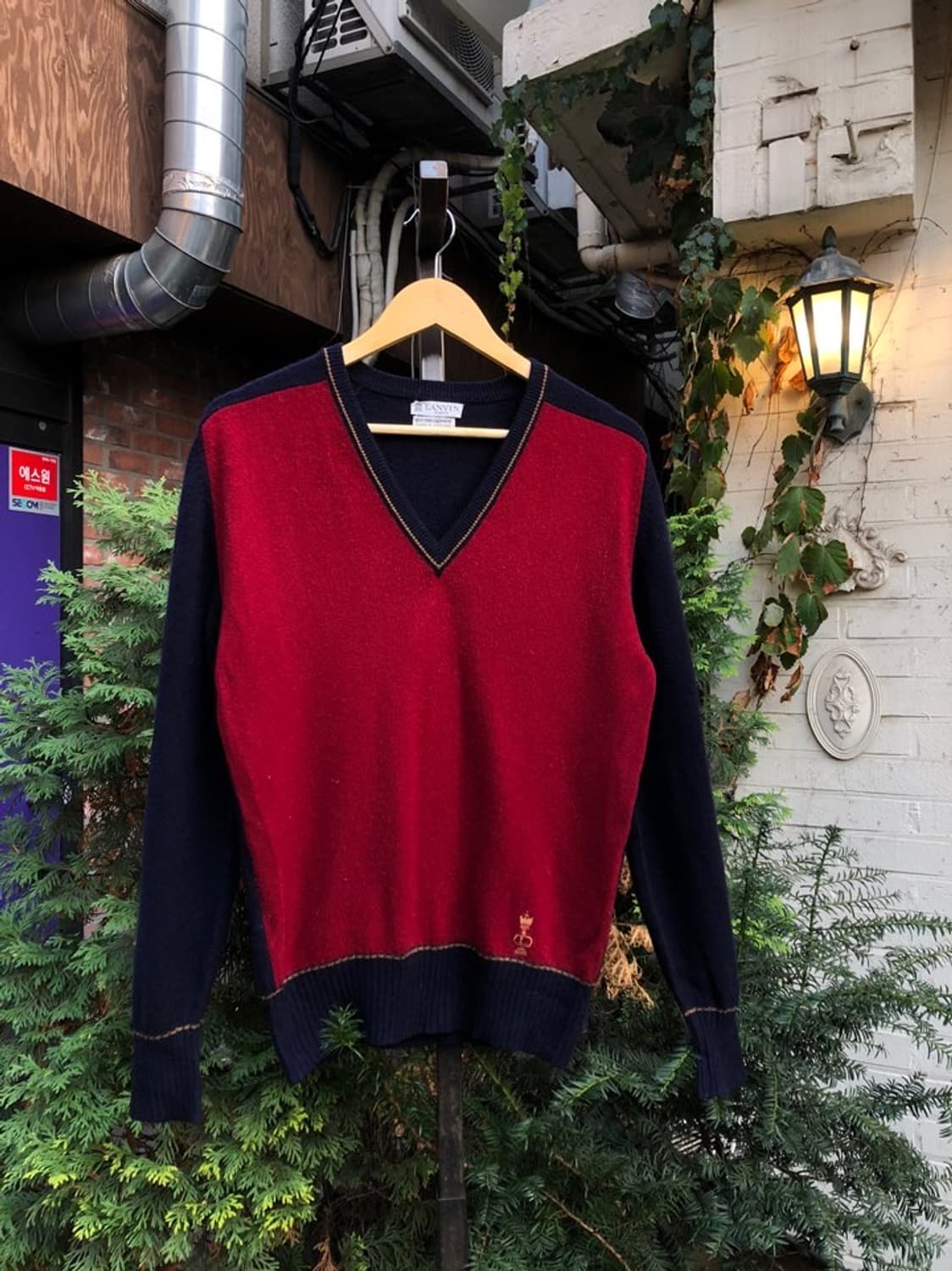 랑방 브이넥 니트 상품이미지1