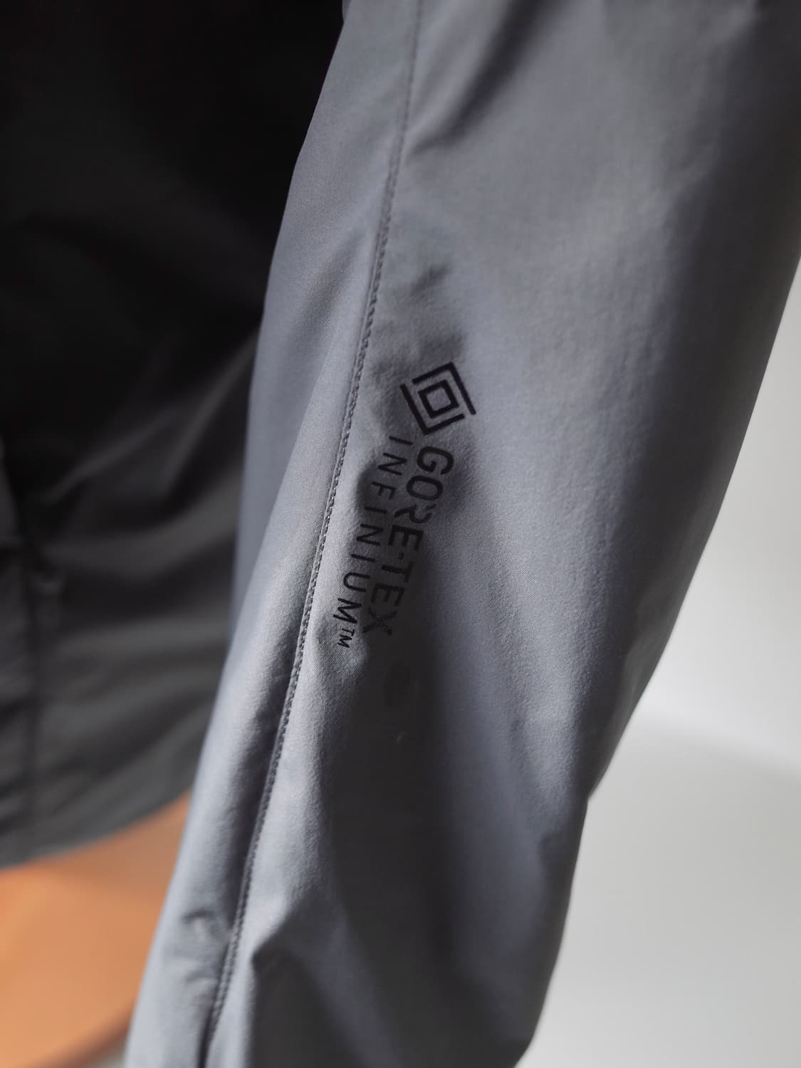 아크테릭스 리프 콜트 WX 울프그레이 xs (95-100) 상품이미지3