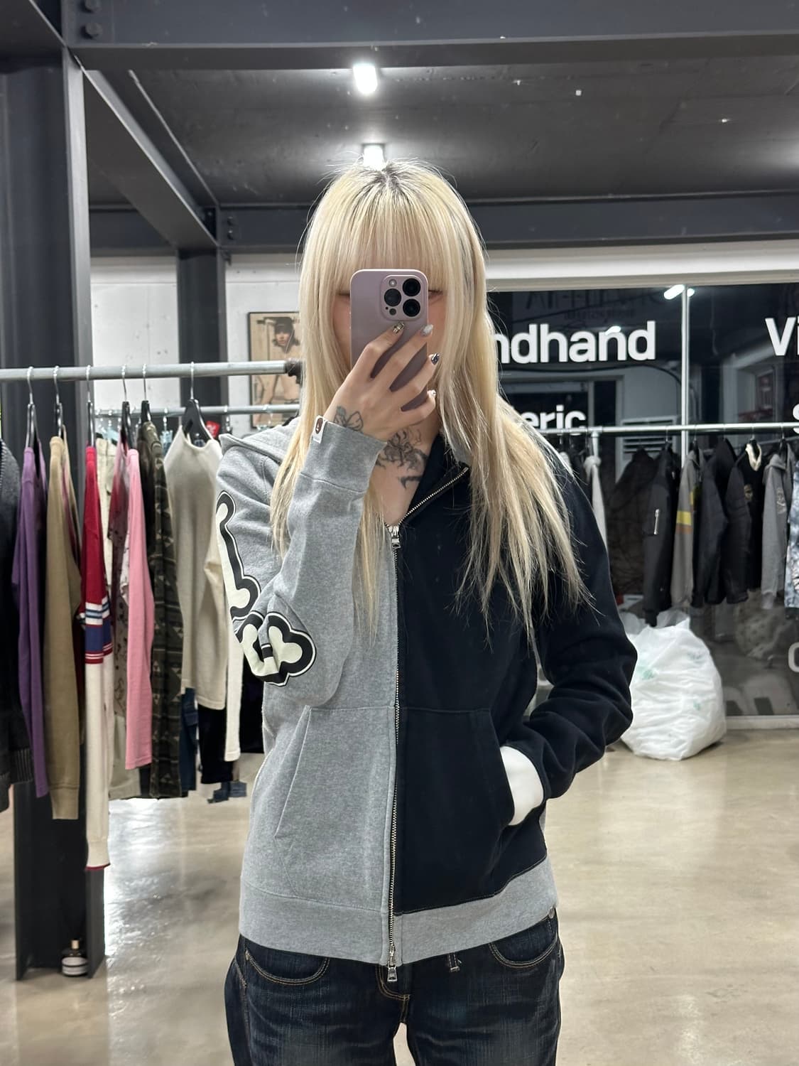 베이프 마일로 스컬 후드 집업 상품이미지3