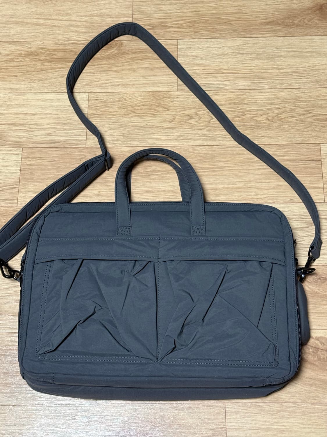 마지언타이틀 am bag 2 그레이 브리프케이스 상품이미지2