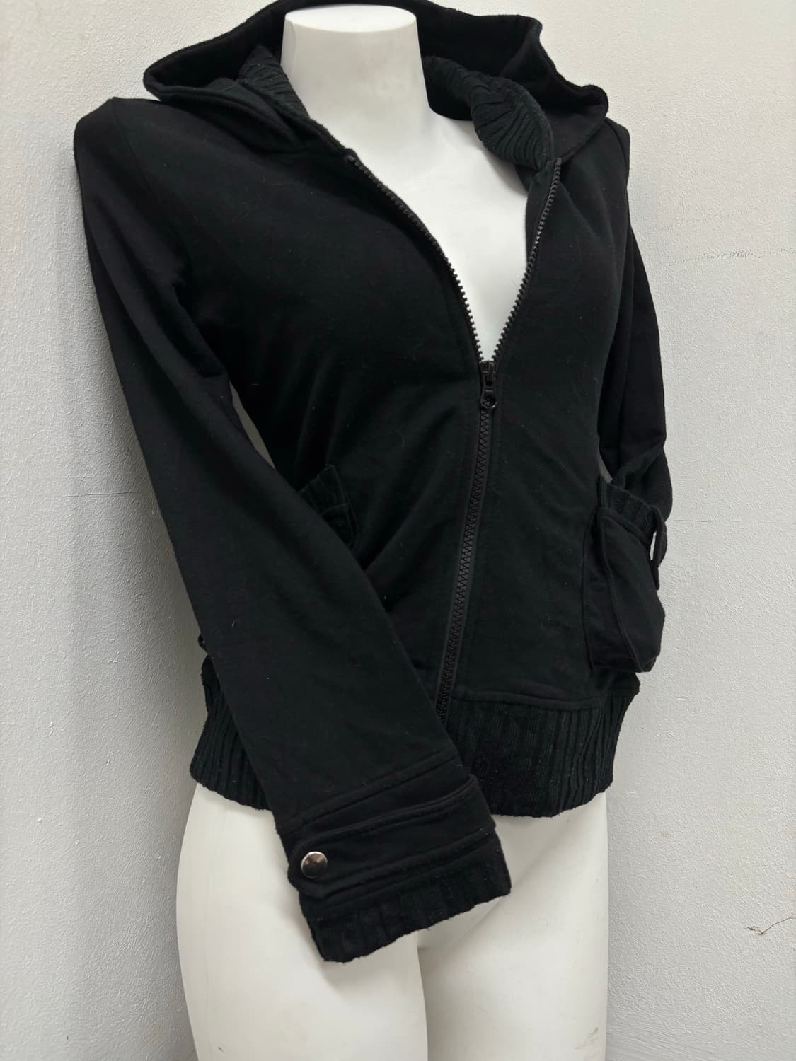 “Vintage” Y2K Mood Black Multi Pocket Ho 상품이미지8