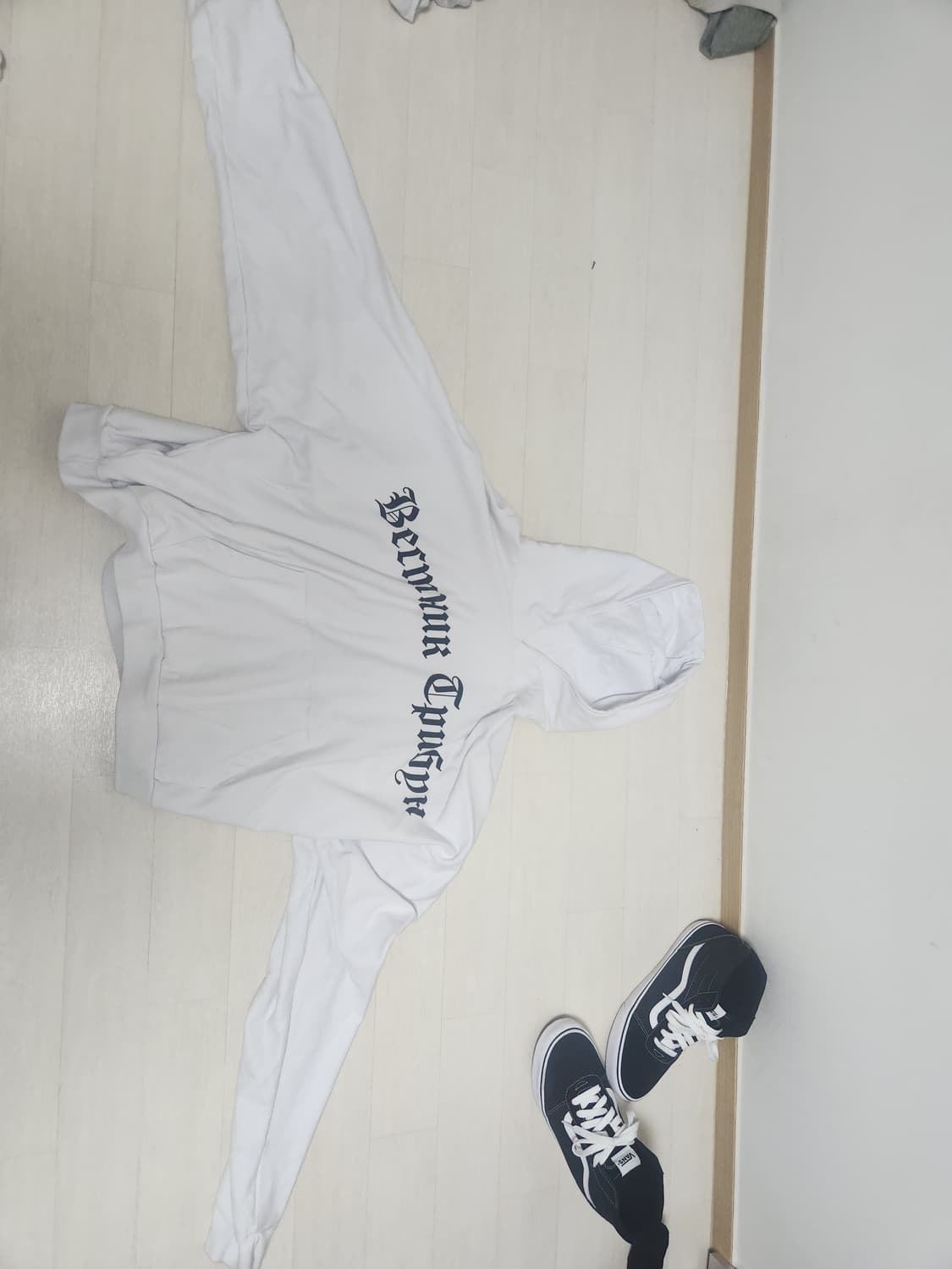 yeezy  후드 상품이미지1