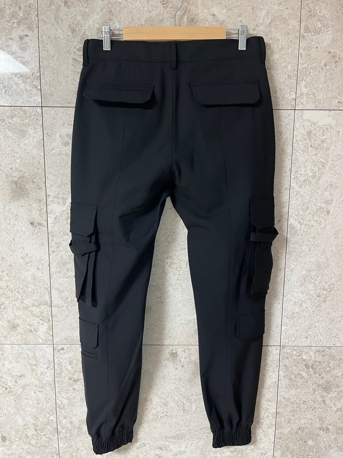 juun.j 블랙 카고 조거팬츠 46(32인치) 정품 상품이미지2