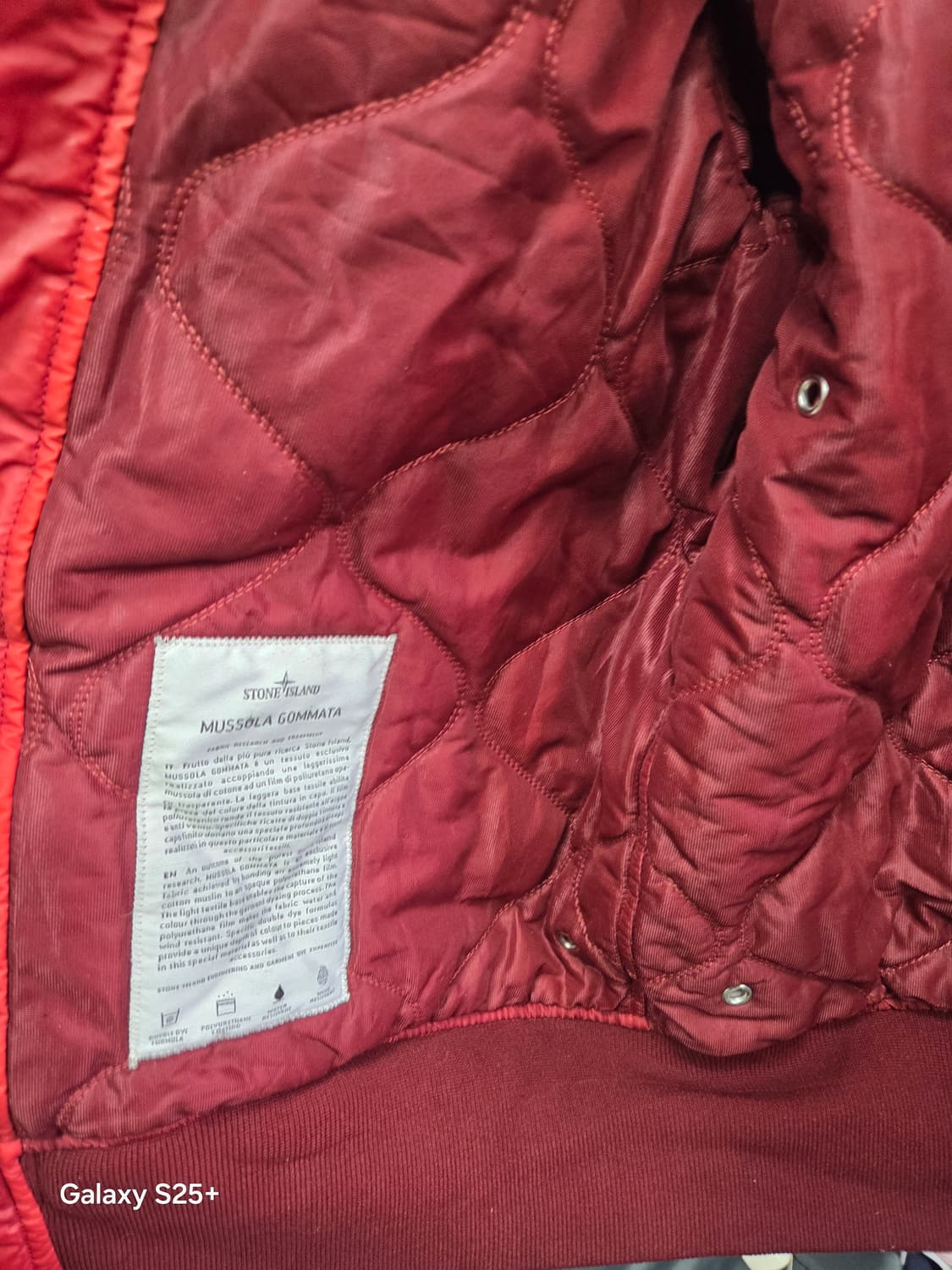 스톤   아일랜드   레드   패딩 상품이미지7