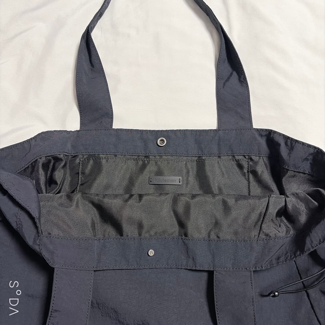 룰루레몬 사이드신치 쇼퍼백 블랙 상품이미지7