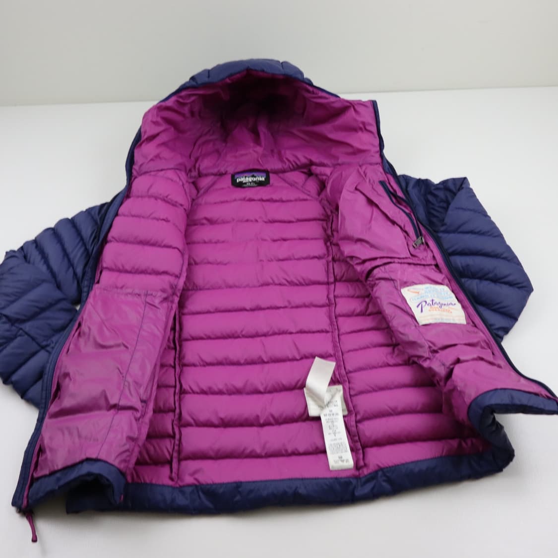 파타고니아 후디 경량패딩 상품이미지3