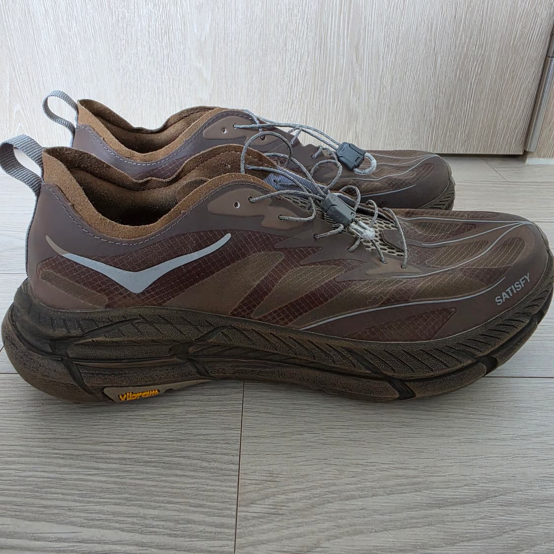 [270]<거의새것> 호카x새티스파이 마파테 스피드4 라이트러버 런닝화 상품이미지3