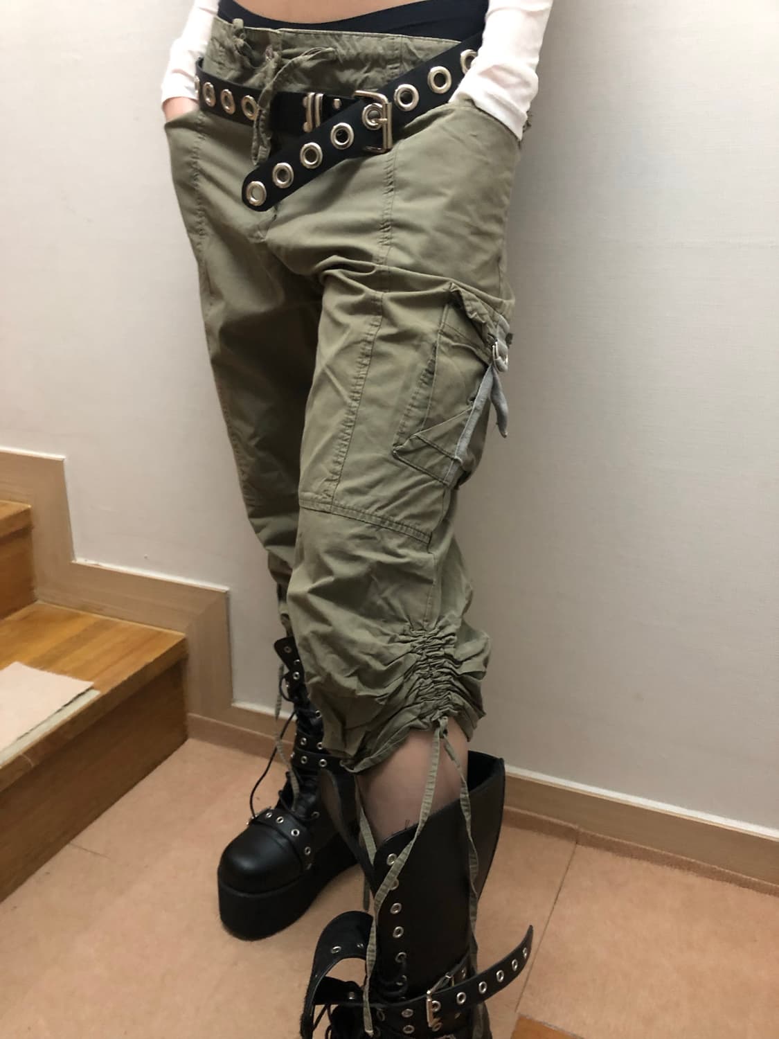 빈티지 카키 카고 셔링 카프리 팬츠 상품이미지7