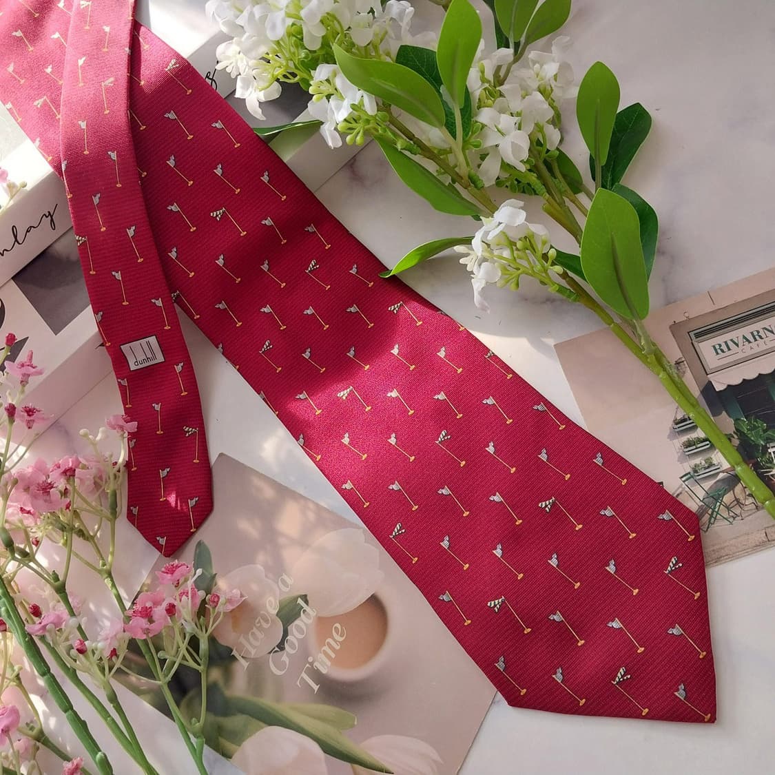 던힐 실크 레드와인 골프깃발 패턴 넥타이 9.6cm A+등급 K1811
 상품이미지3