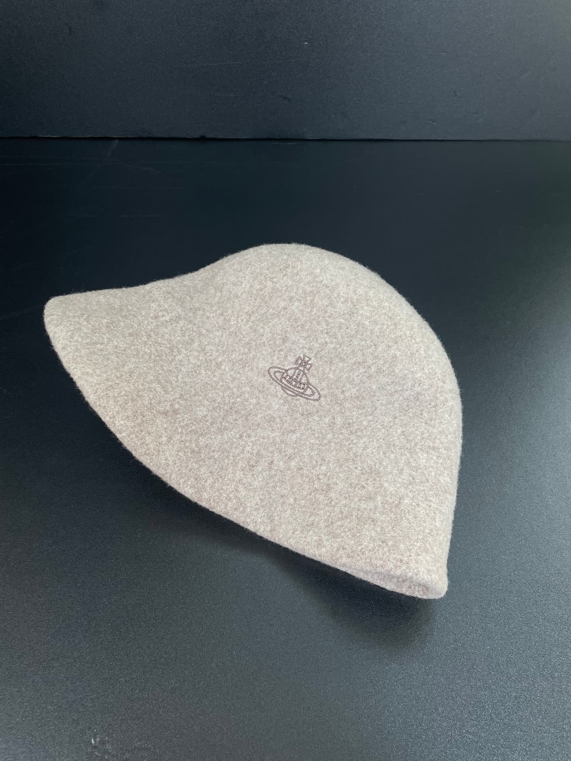 비비안웨스트우드 자수 바스크 크로쉐 울 버킷햇 상품이미지7