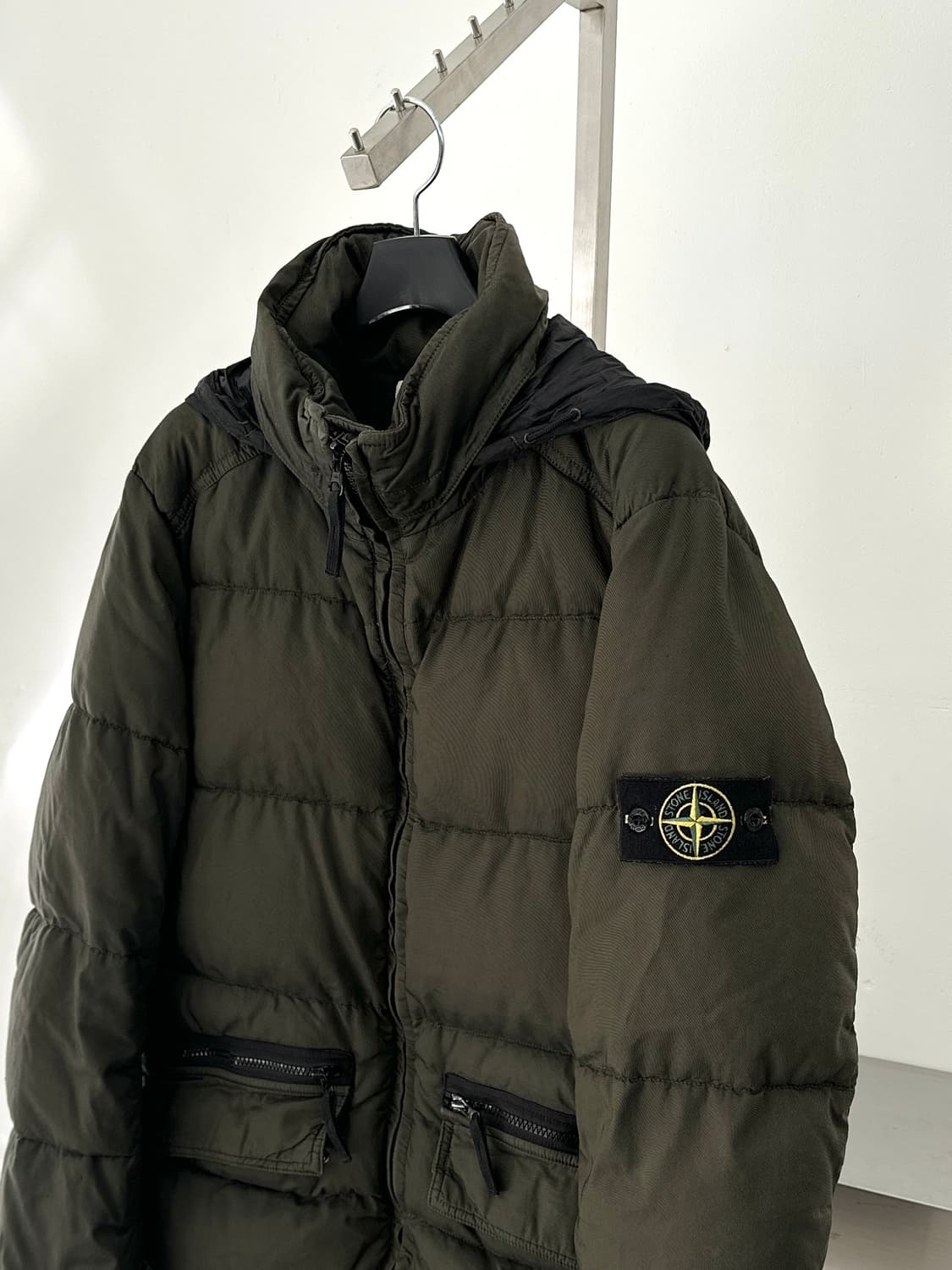 스톤아일랜드 카키 라이트 써모 코튼 패딩  상품이미지2