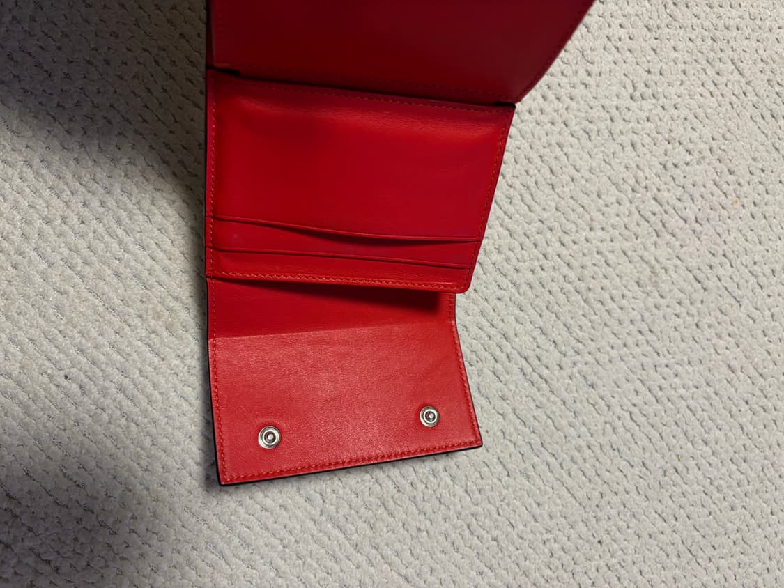 셀린느 스몰 폴디드 멀티 펑션 지갑 상품이미지6