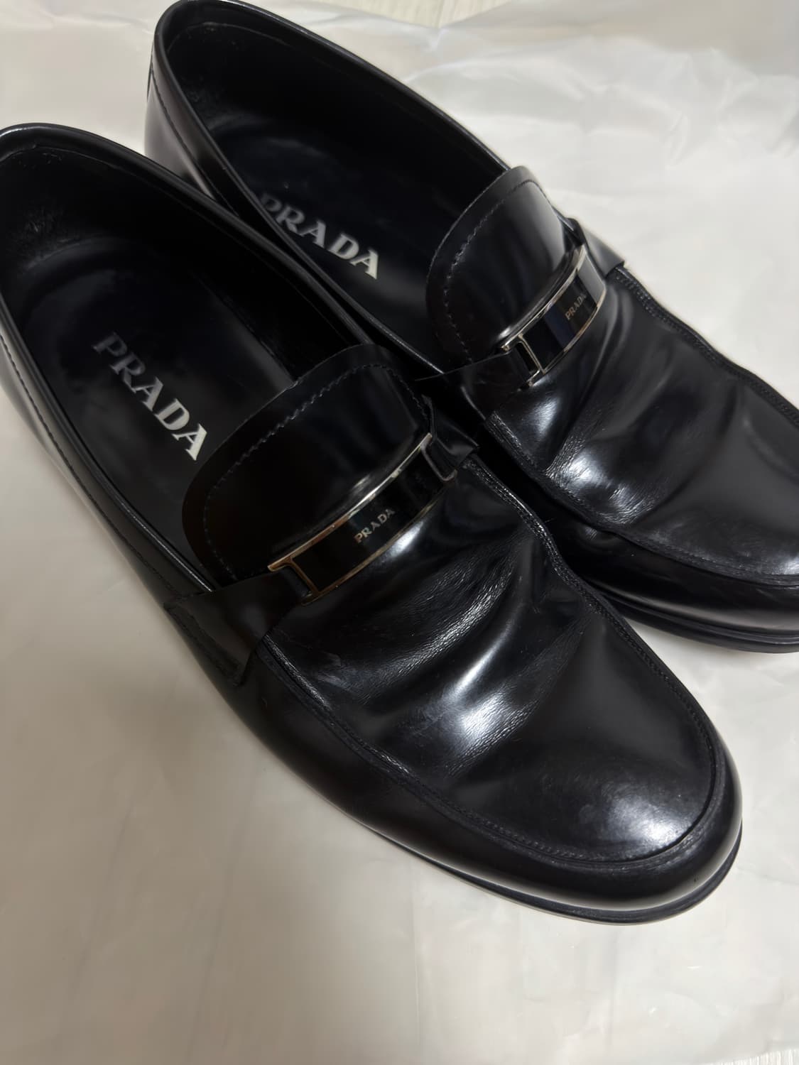 PRADA Metal Buckle Leather Loafer 상품이미지3