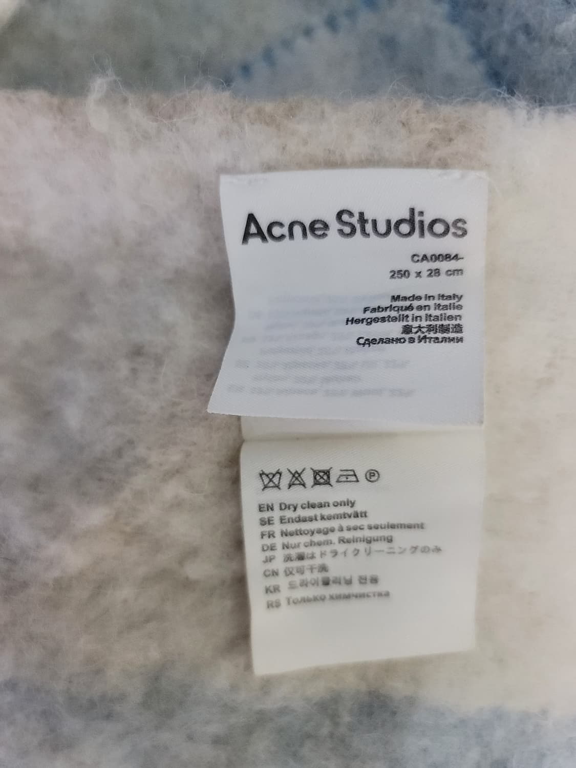 아크네스튜디오 모헤어 체크 머플러 상품이미지4