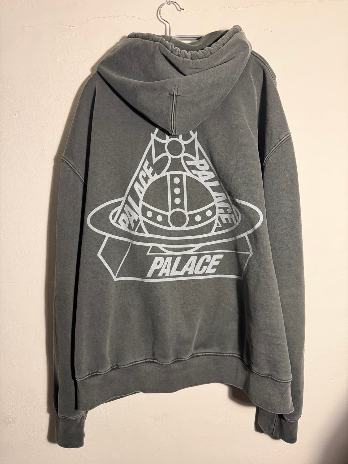 팔라스 비비안웨스트우드 후드 xl 상품이미지2