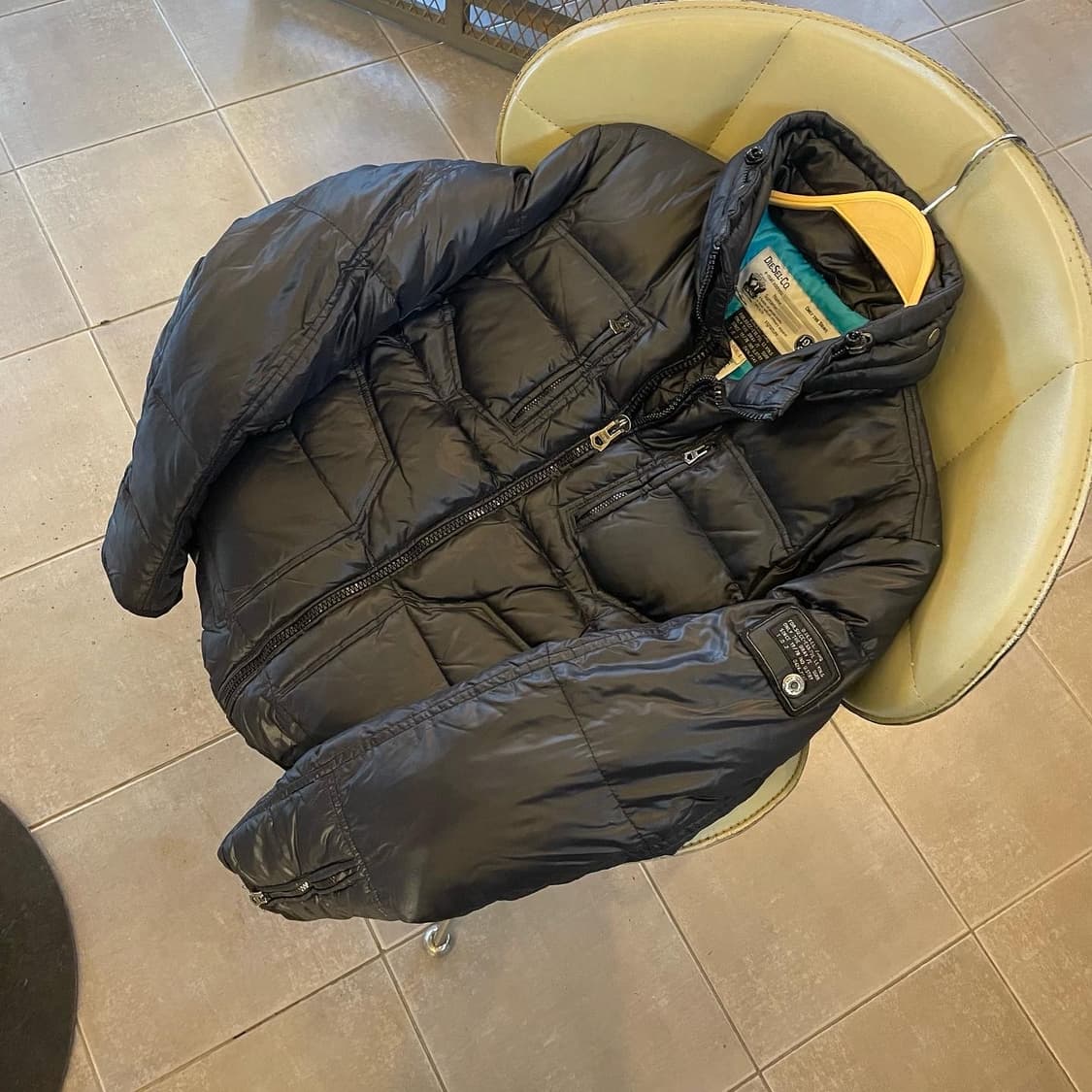 디젤 소가죽 디테일 라이더 덕패딩 상품이미지1