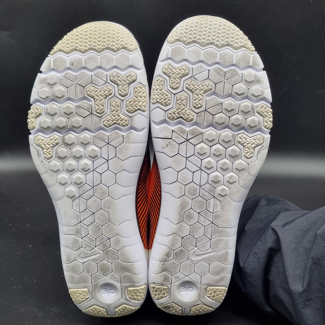 나이키 프리트레이너3.0 남성운동화280 상품이미지3