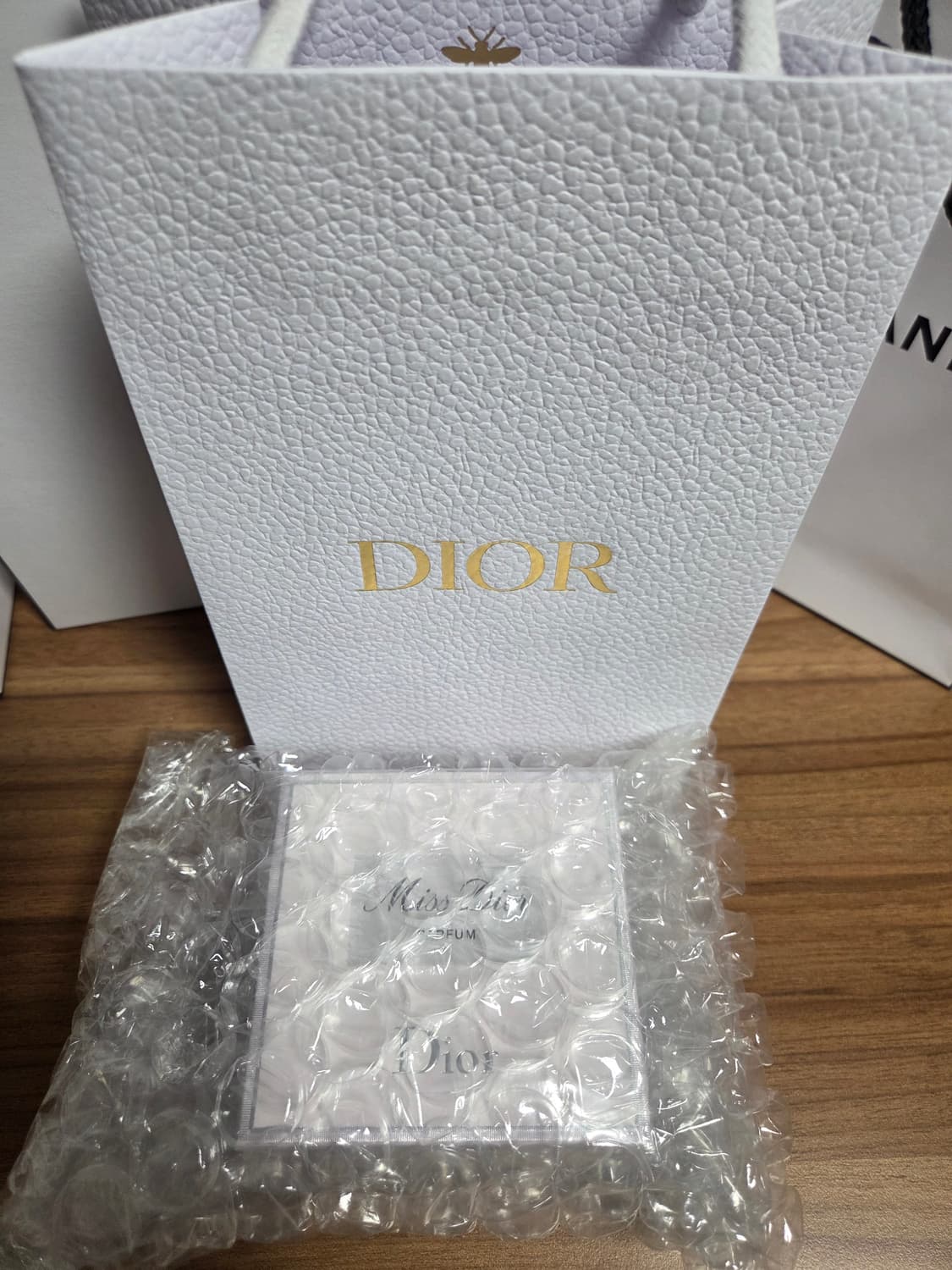 디올 미스 디올 퍼퓸 80ml [국문, 미개봉] 상품이미지4