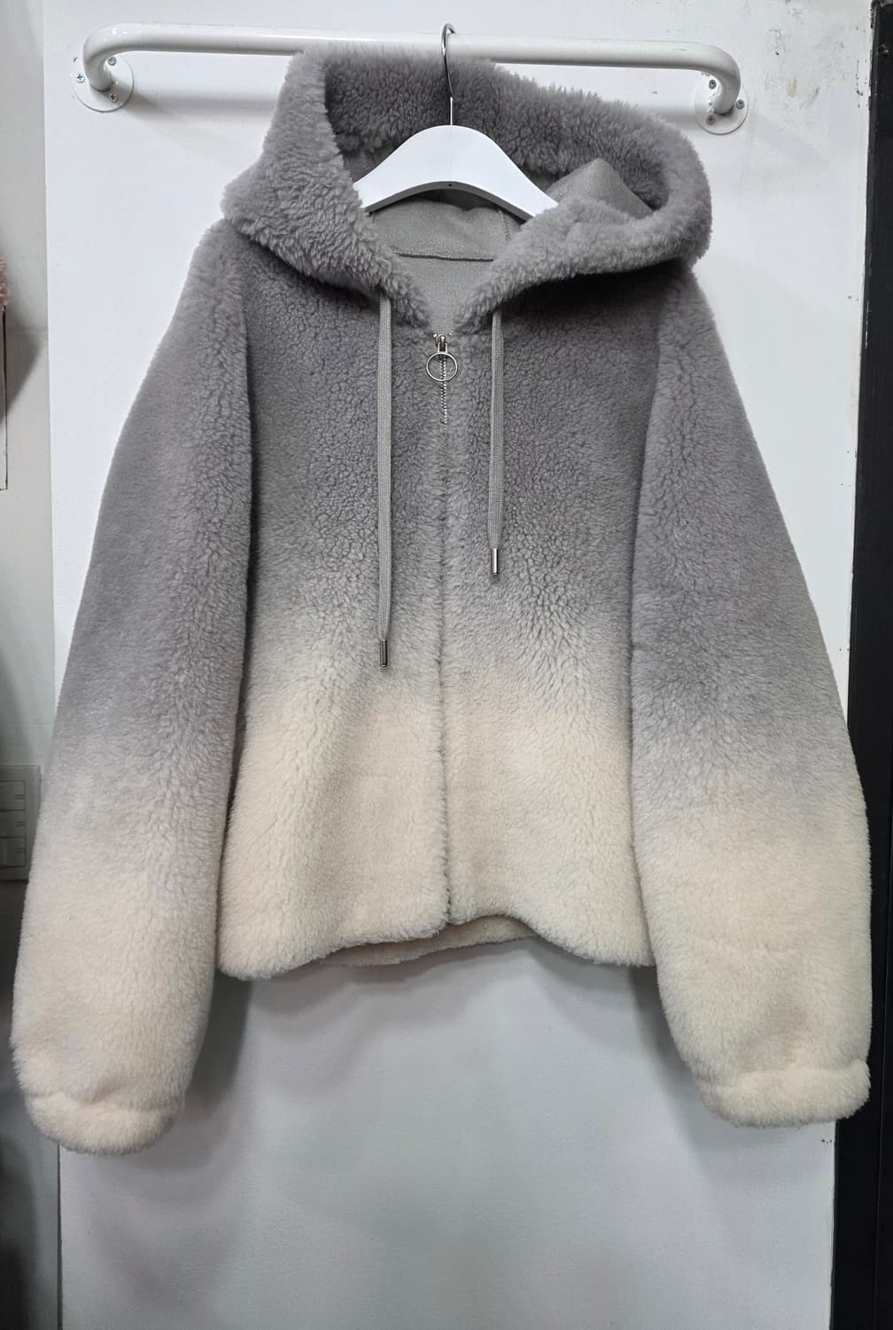 씨티지 여성 양모 후드 집업 상품이미지1