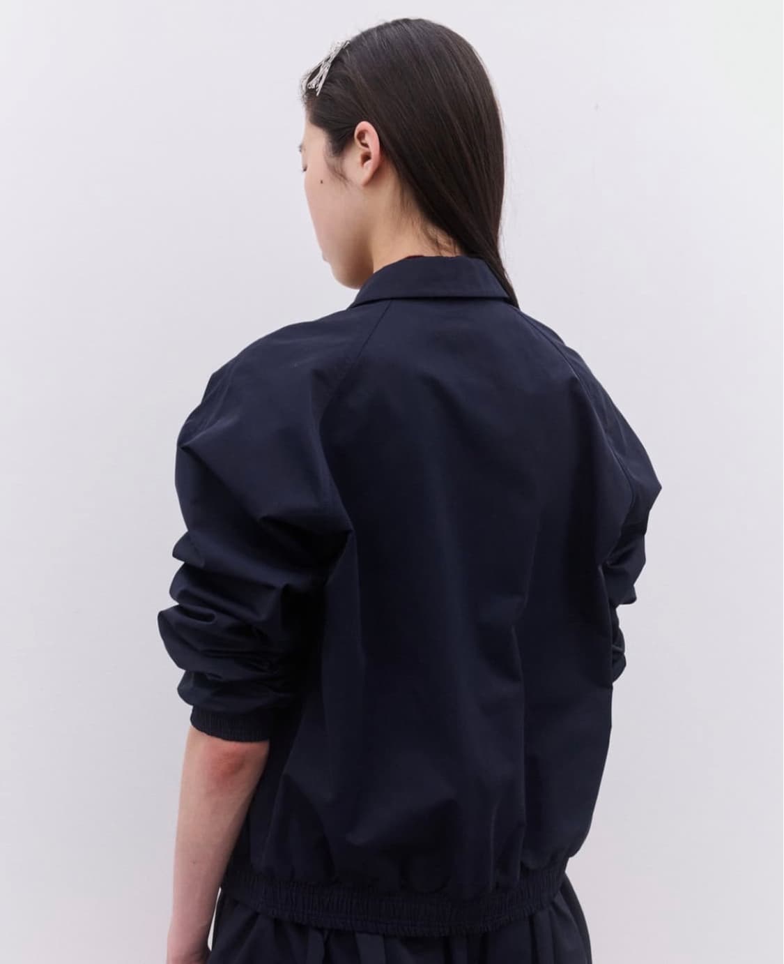 (8,10) 슈슈통 턱 디테일 스포츠 자켓 25FW 상품이미지3