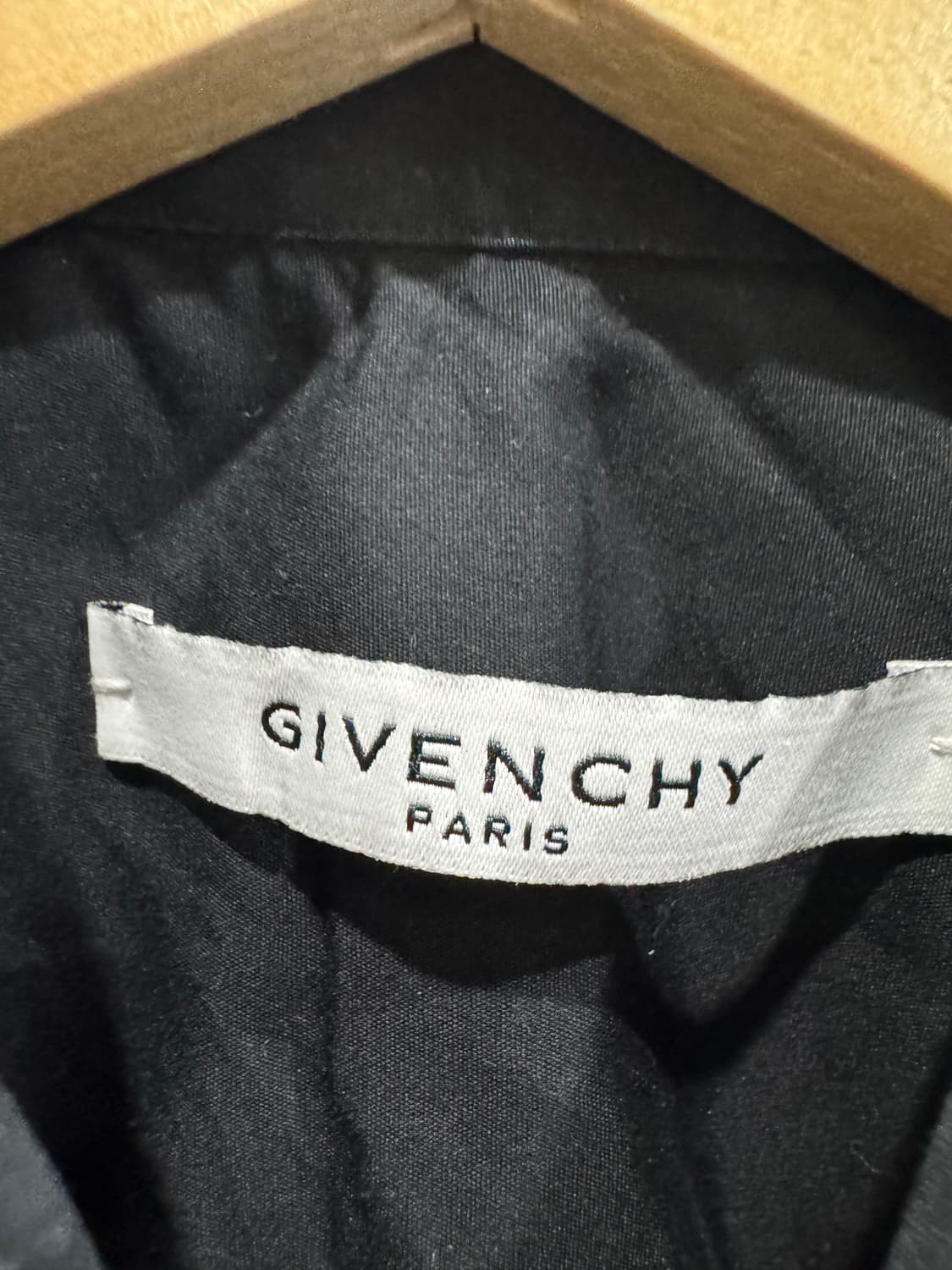 Givenchy 블랙 셔츠 38 사이즈 정품 상품이미지4