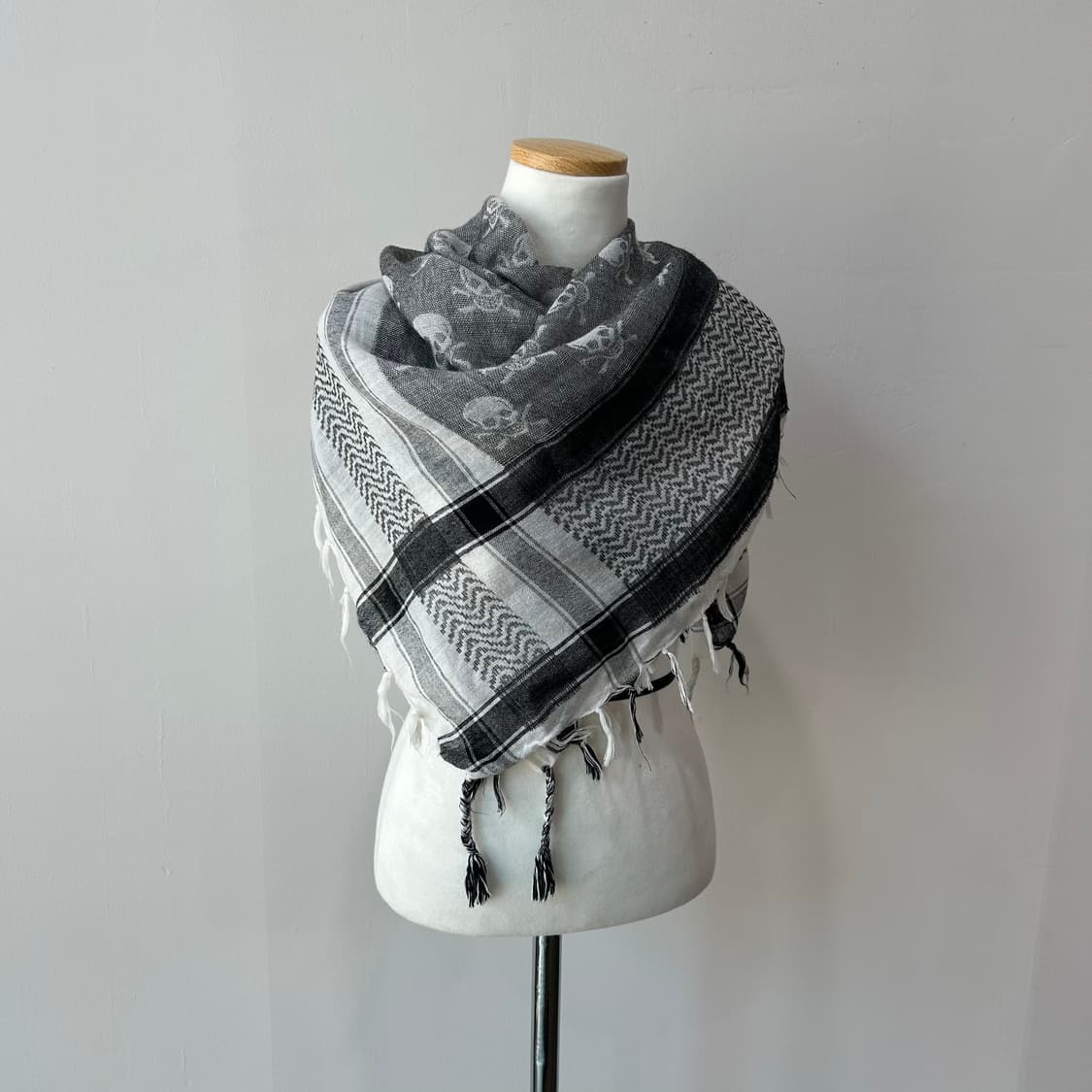 Black skull print stole muffler 상품이미지5