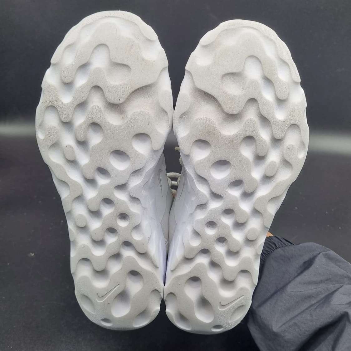 나이키 익스플로러 스트라다 여성운동화240 상품이미지3