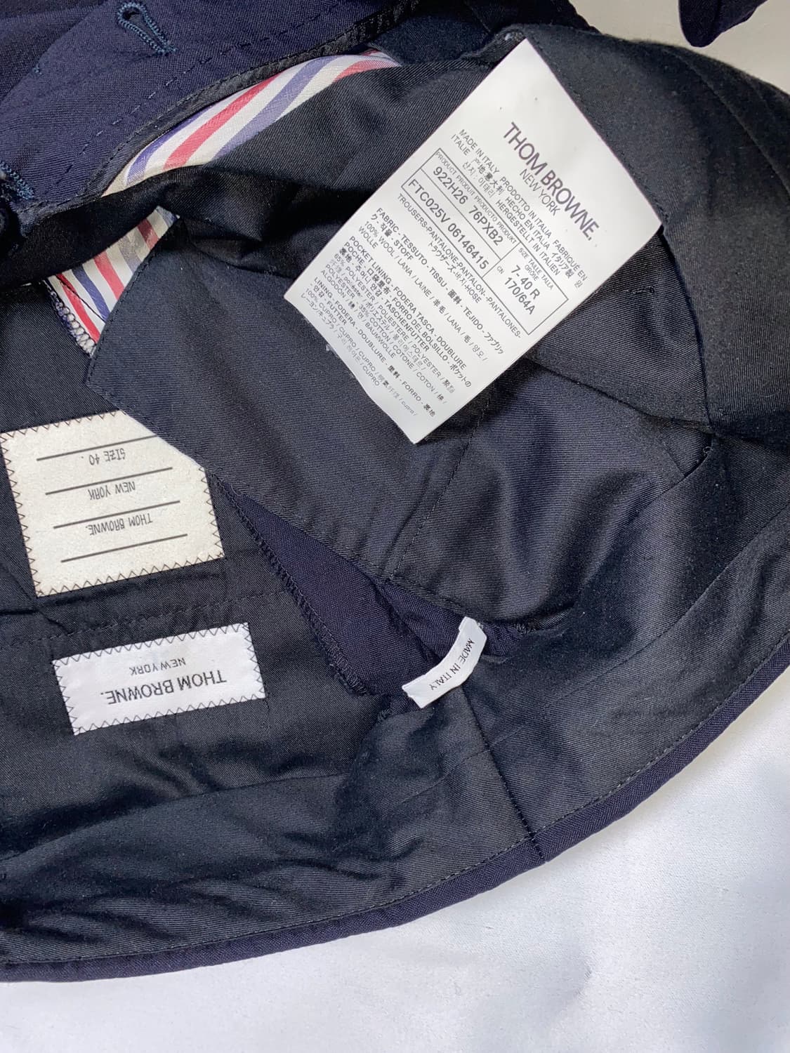 톰브라운 사선 금장 네이비 울 트라우져 상품이미지4